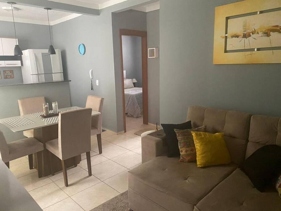 One-Bedroom Apartment photo 1