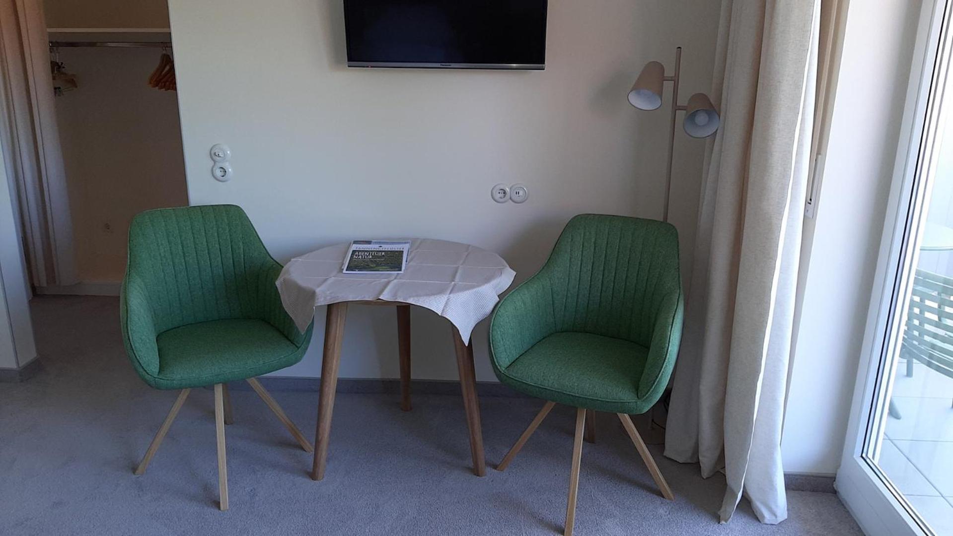 Deluxe Double Room with Balcony photo 2