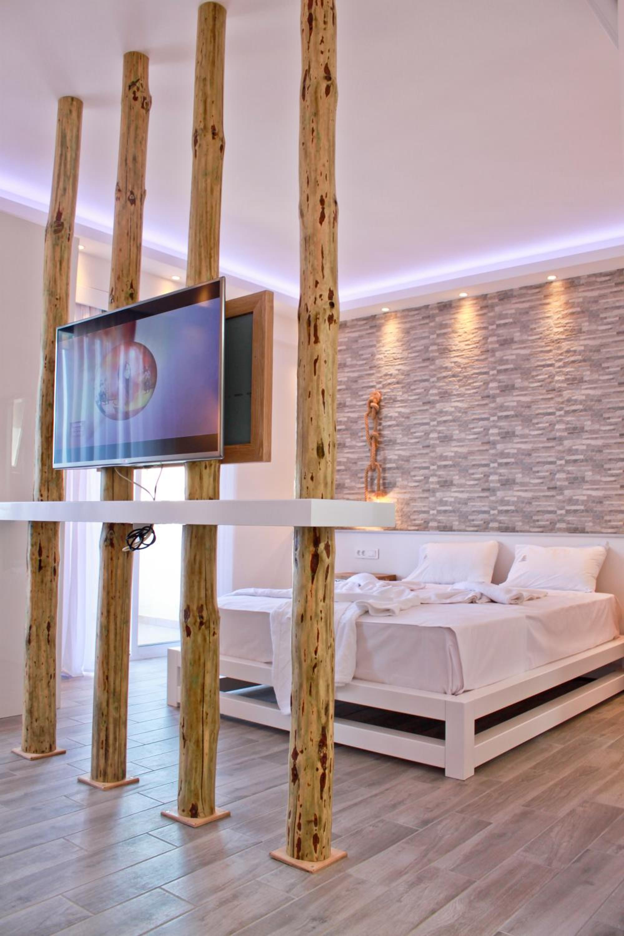 Junior Suite with Sea View - Photo 7