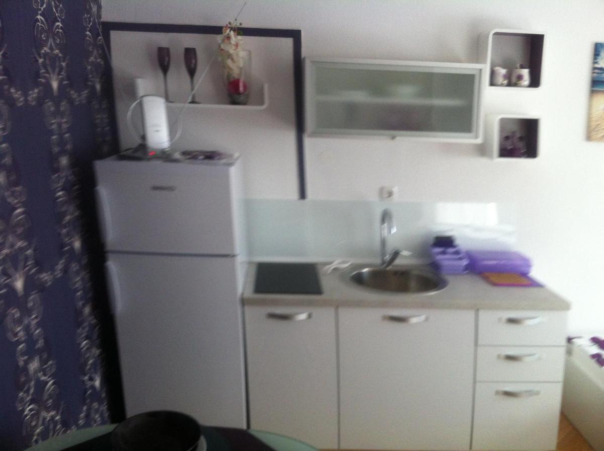 Two-Bedroom Apartment - Photo 16