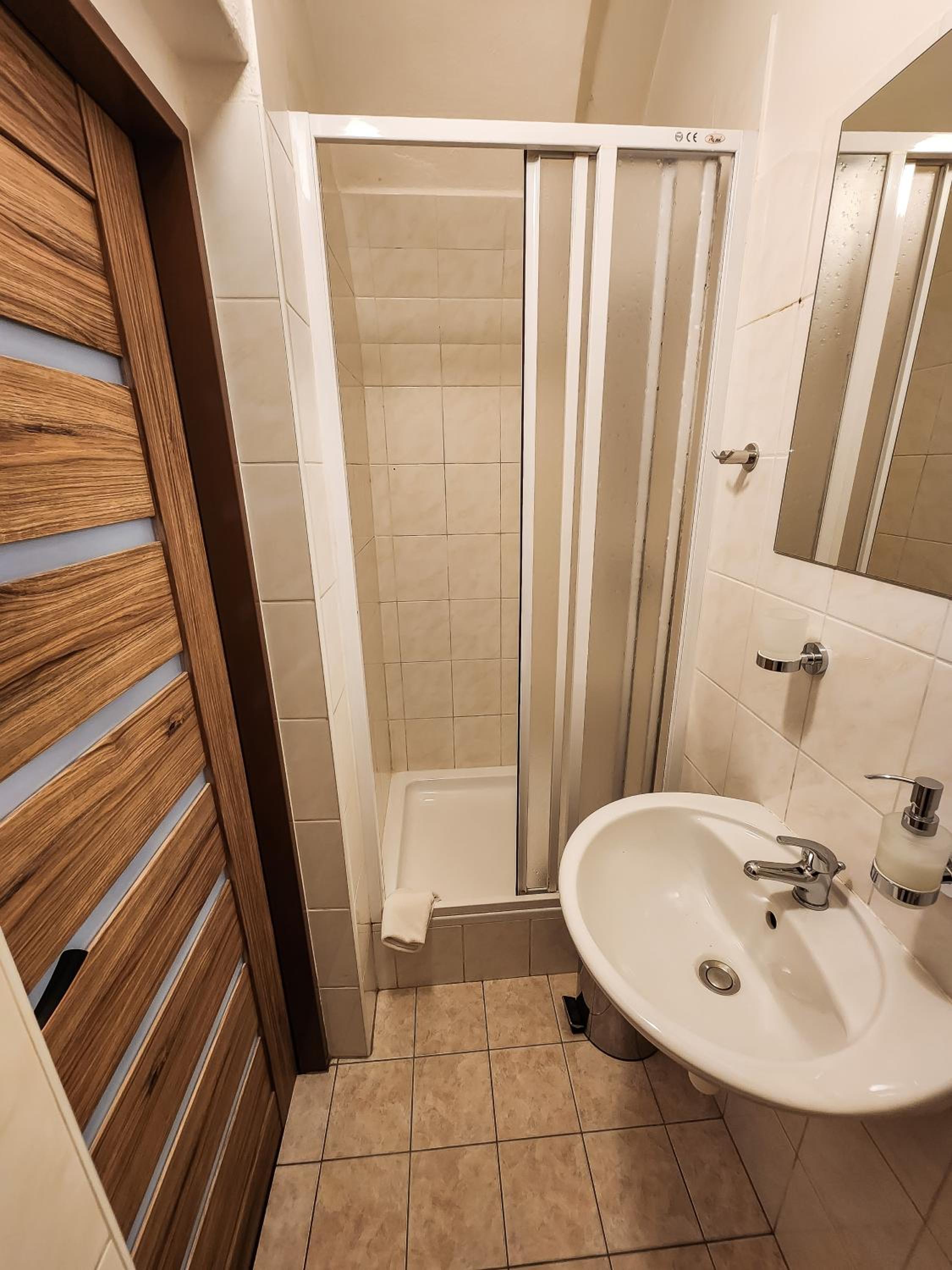 Standard Triple Room photo 2