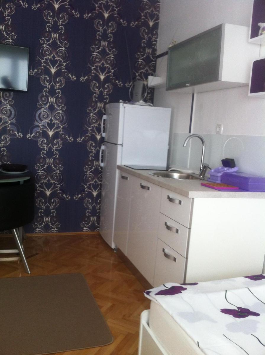 Two-Bedroom Apartment - Photo 15