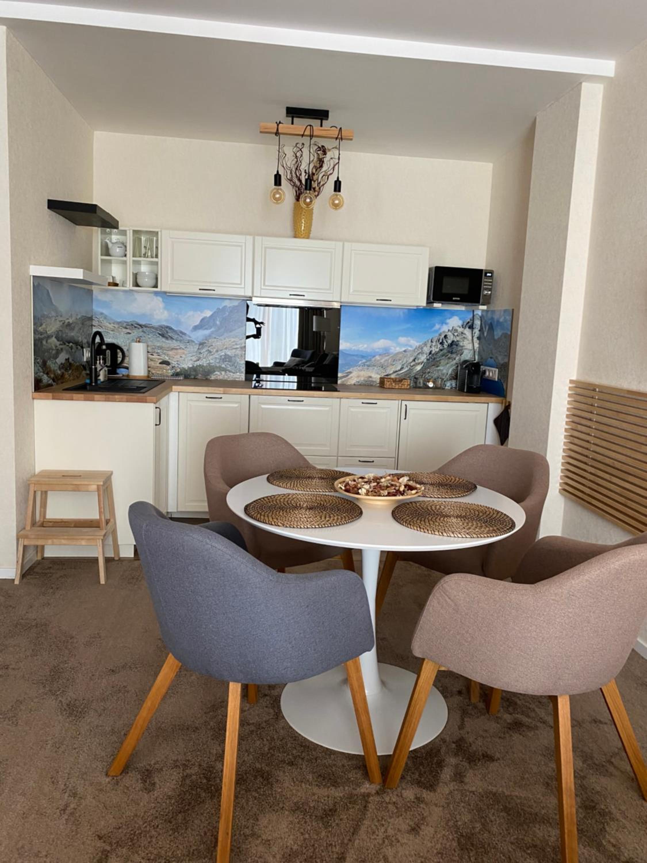 Deluxe Apartment photo 2