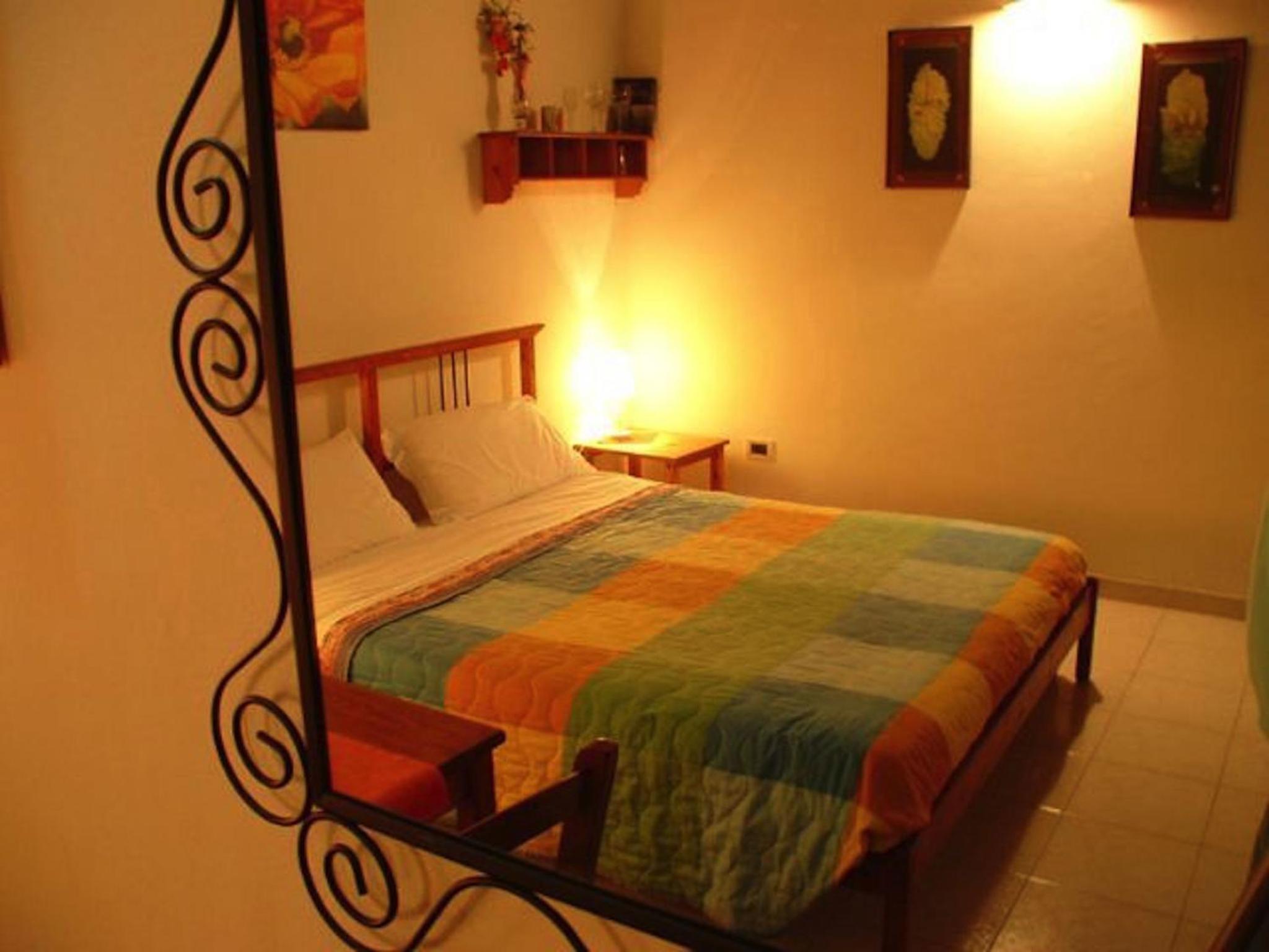 Double Room - Photo 18