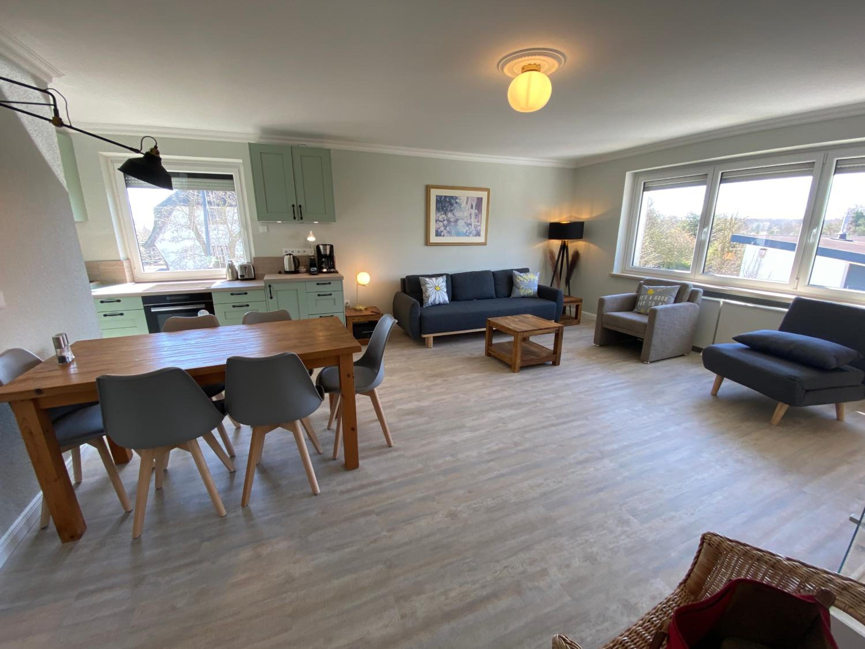 One-Bedroom Apartment - Photo 13