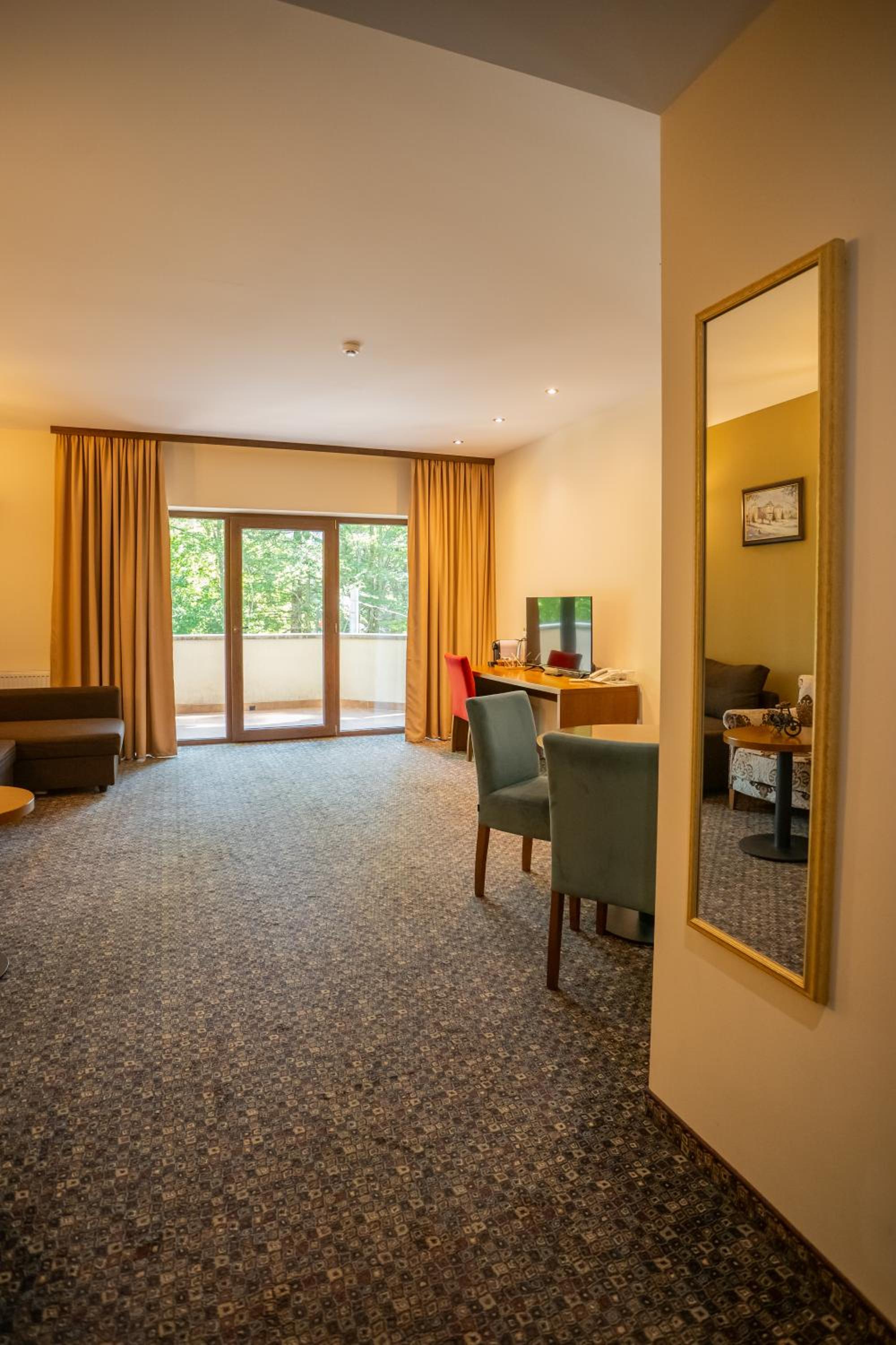 Family Suite - Photo 7