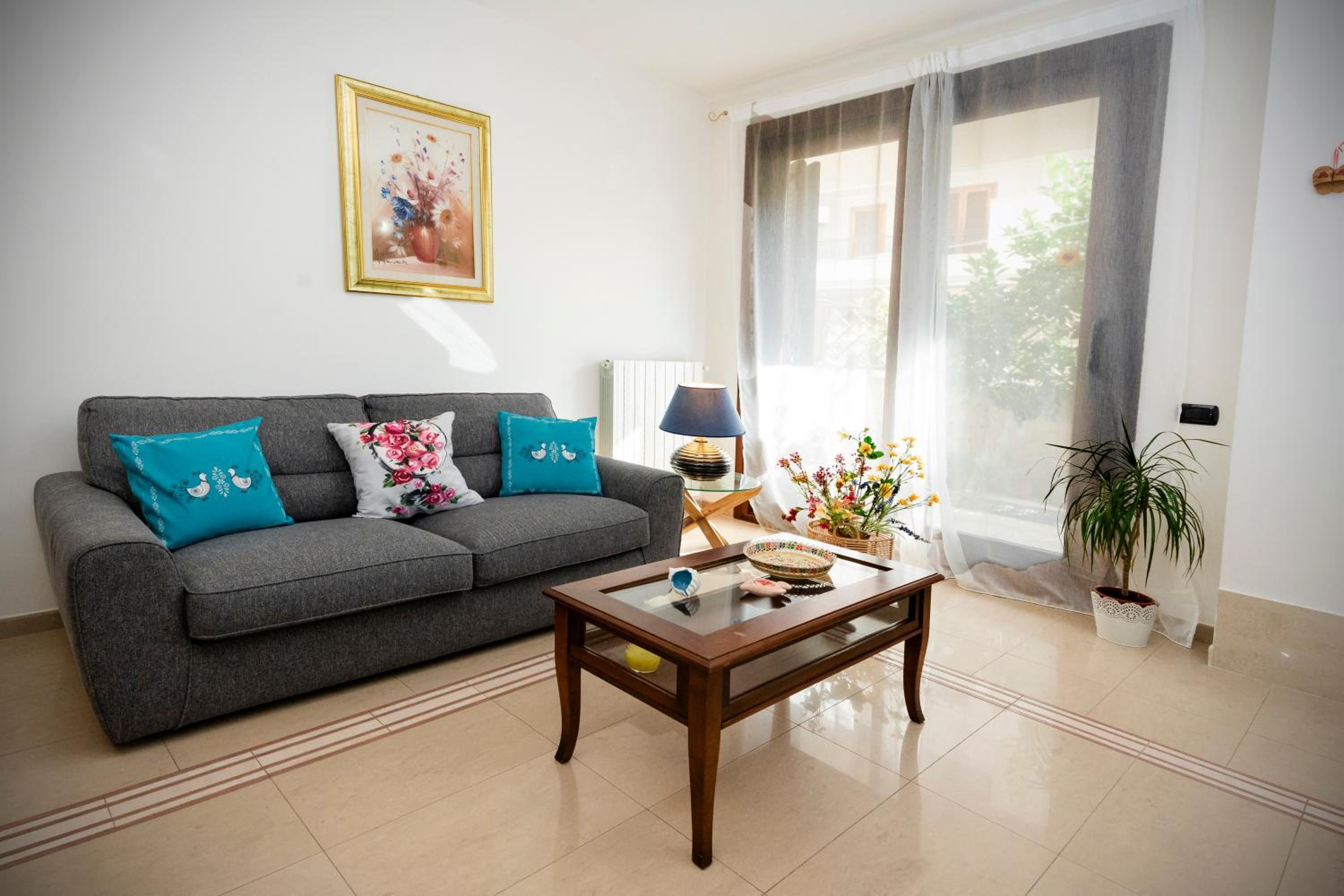 Three-Bedroom Apartment photo 1
