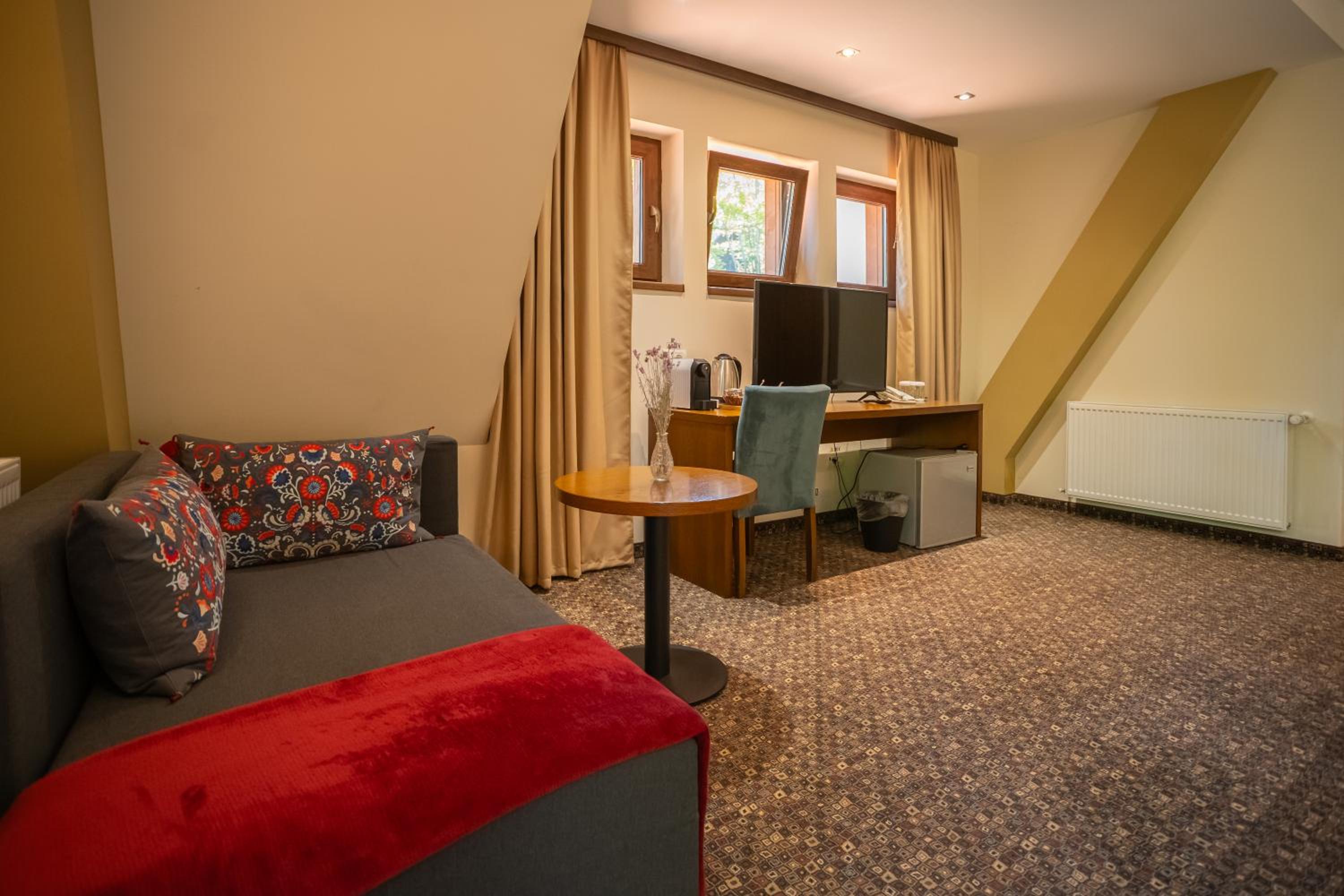 Premium Double or Twin Room - Photo 7