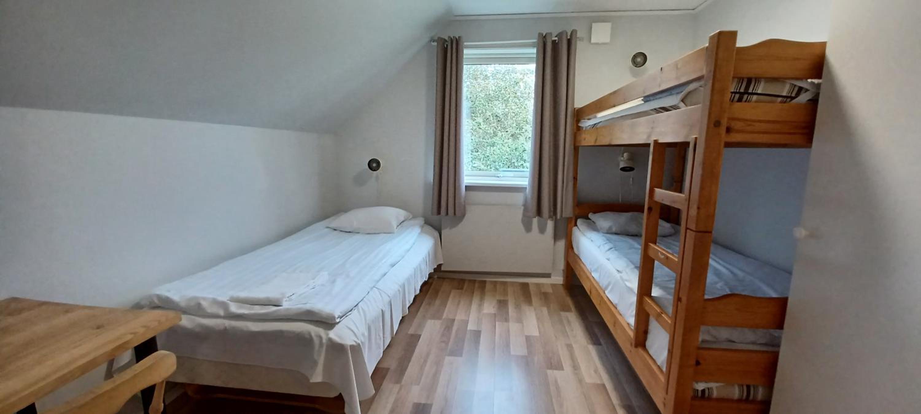 Triple Room with Shared Bathroom photo 2