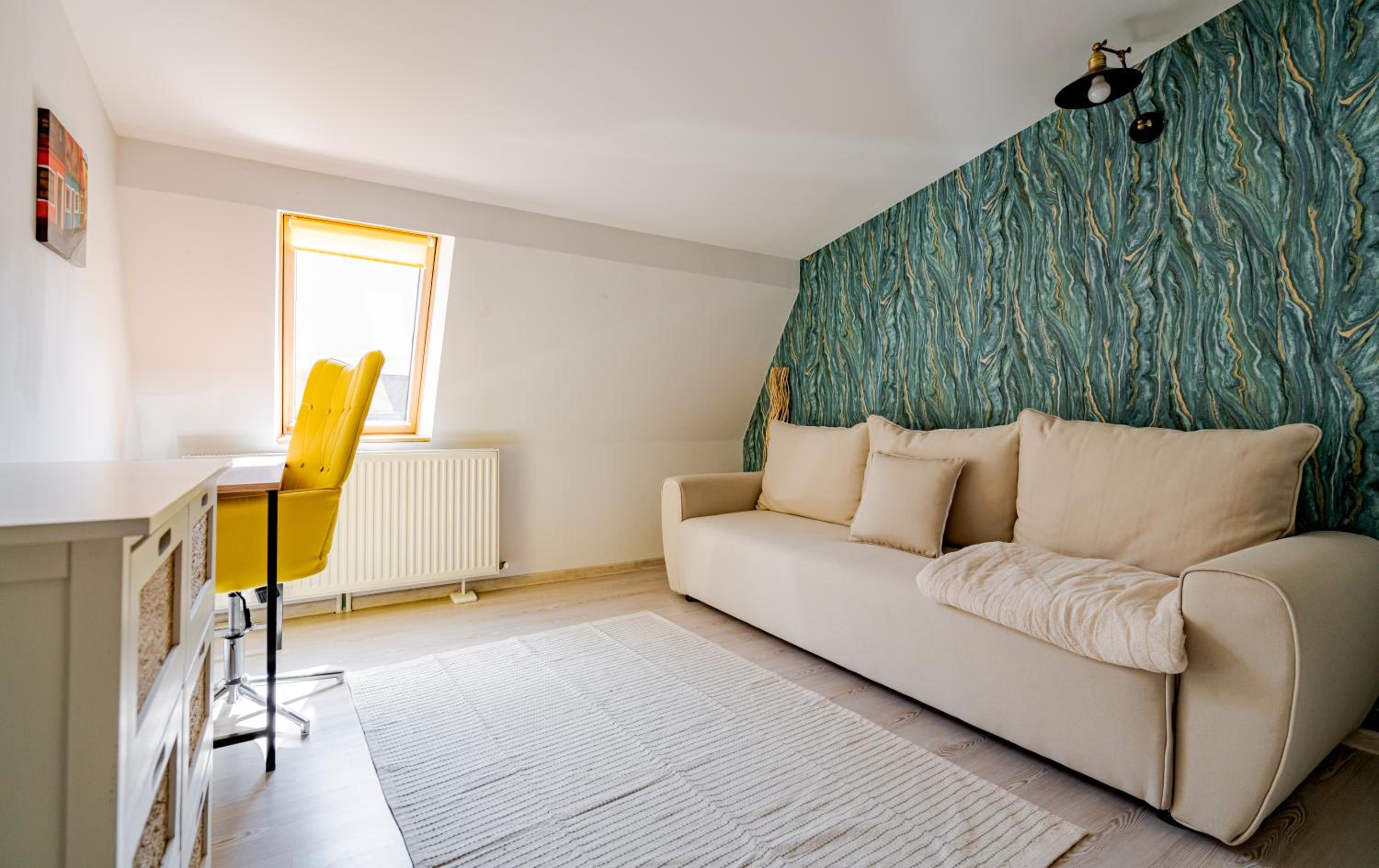 Three-Bedroom Apartment - Photo 14