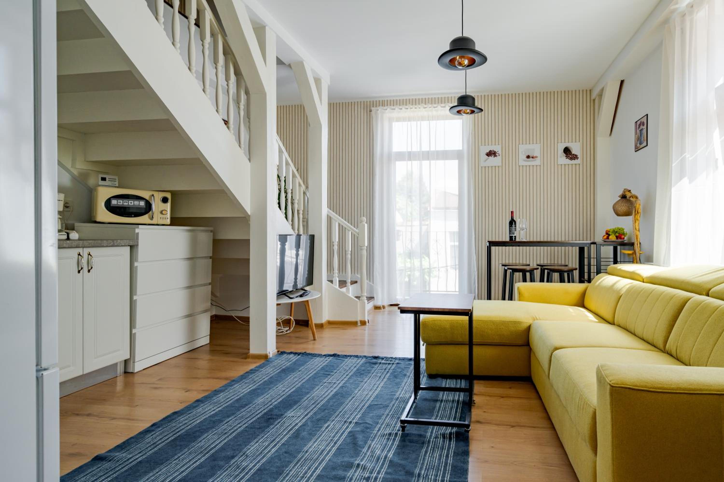 Three-Bedroom Apartment - Photo 15