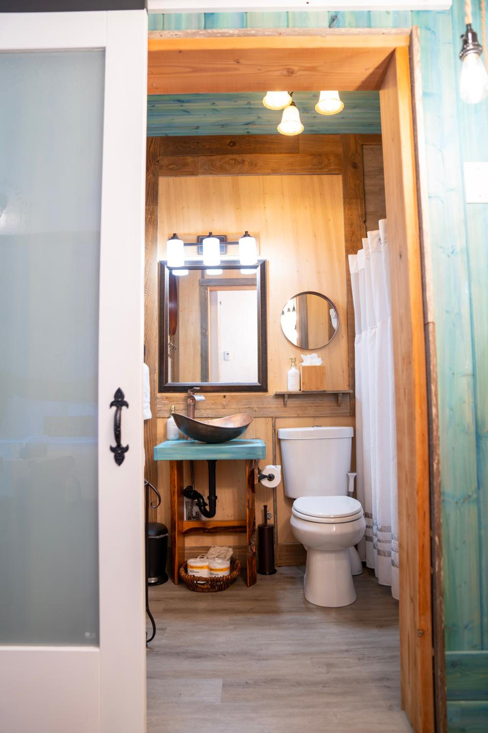 Deluxe Suite photo 3