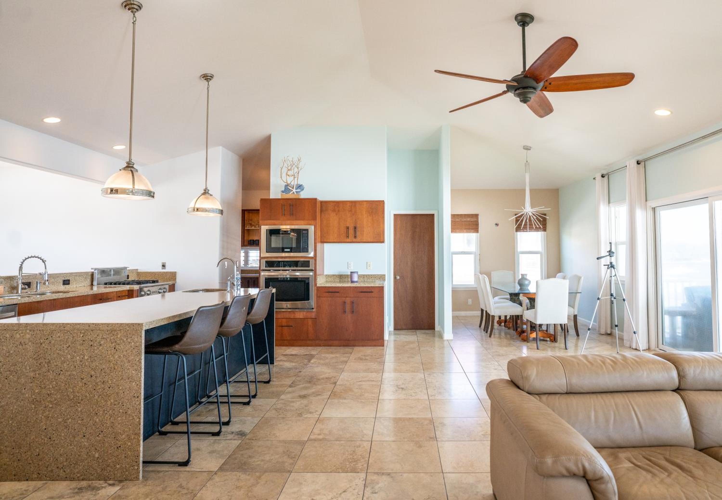 Three-Bedroom Villa photo 2