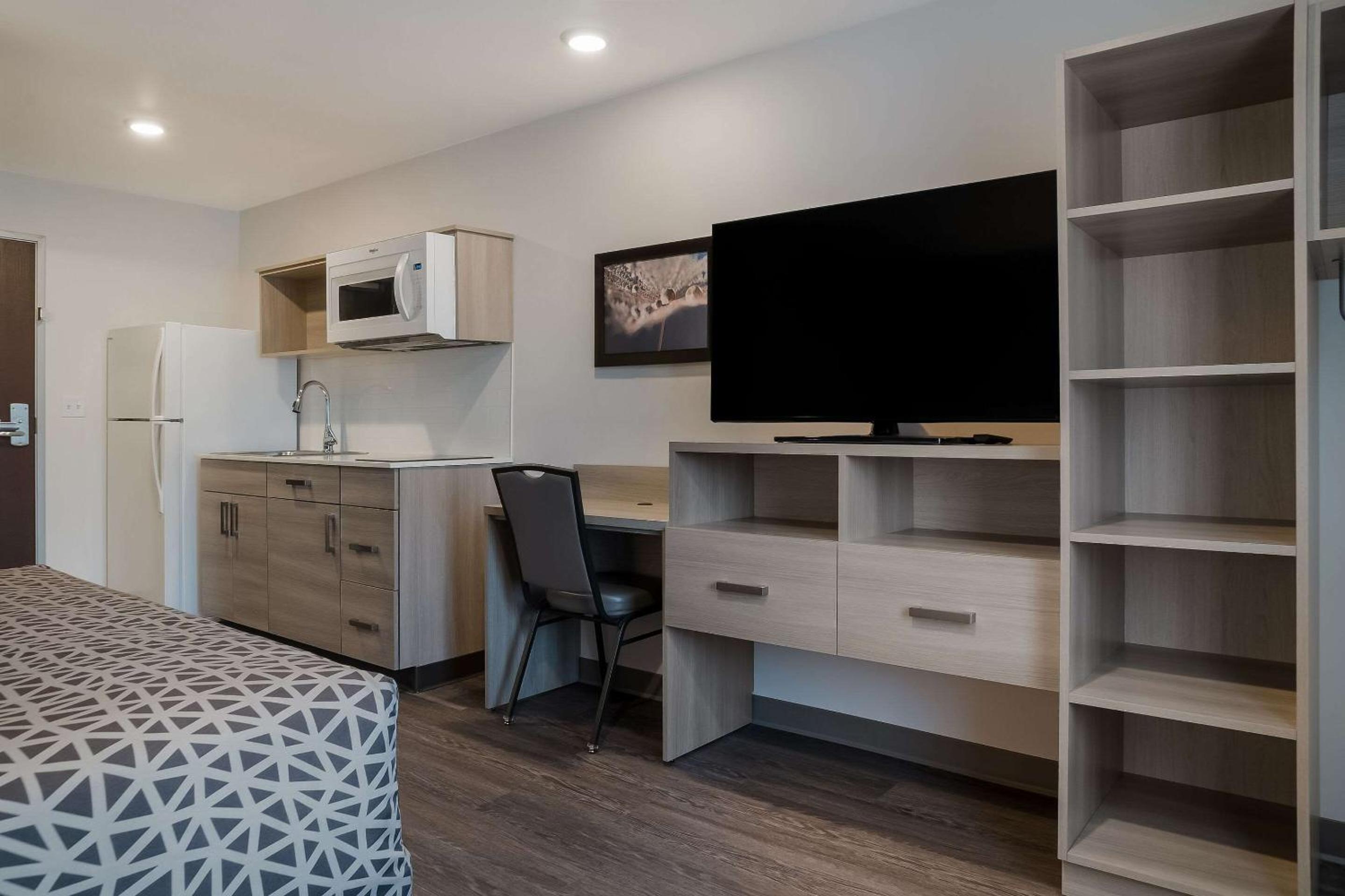 QUEEN SUITE - Photo 4
