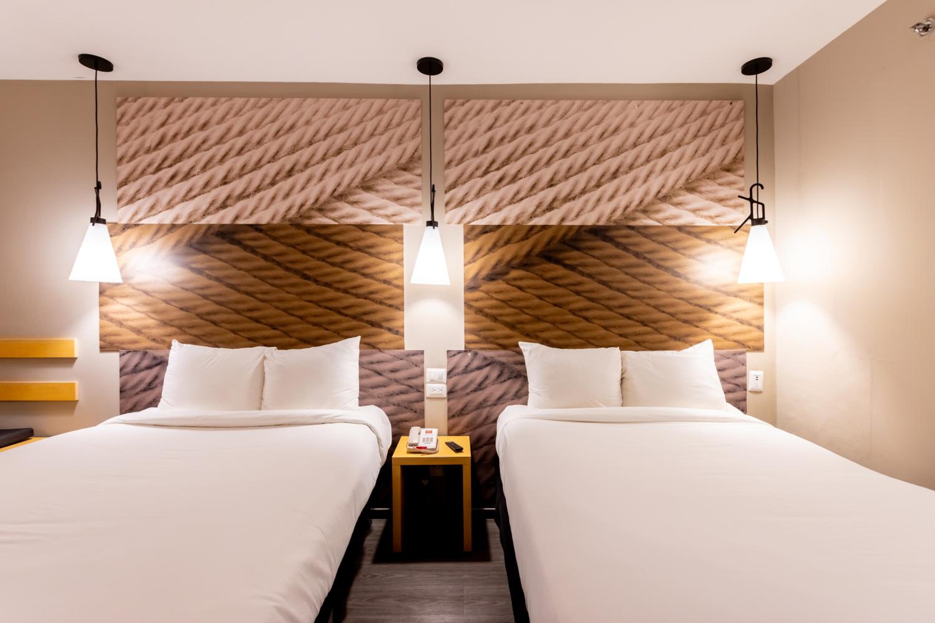 Standard Double Room - Photo 2