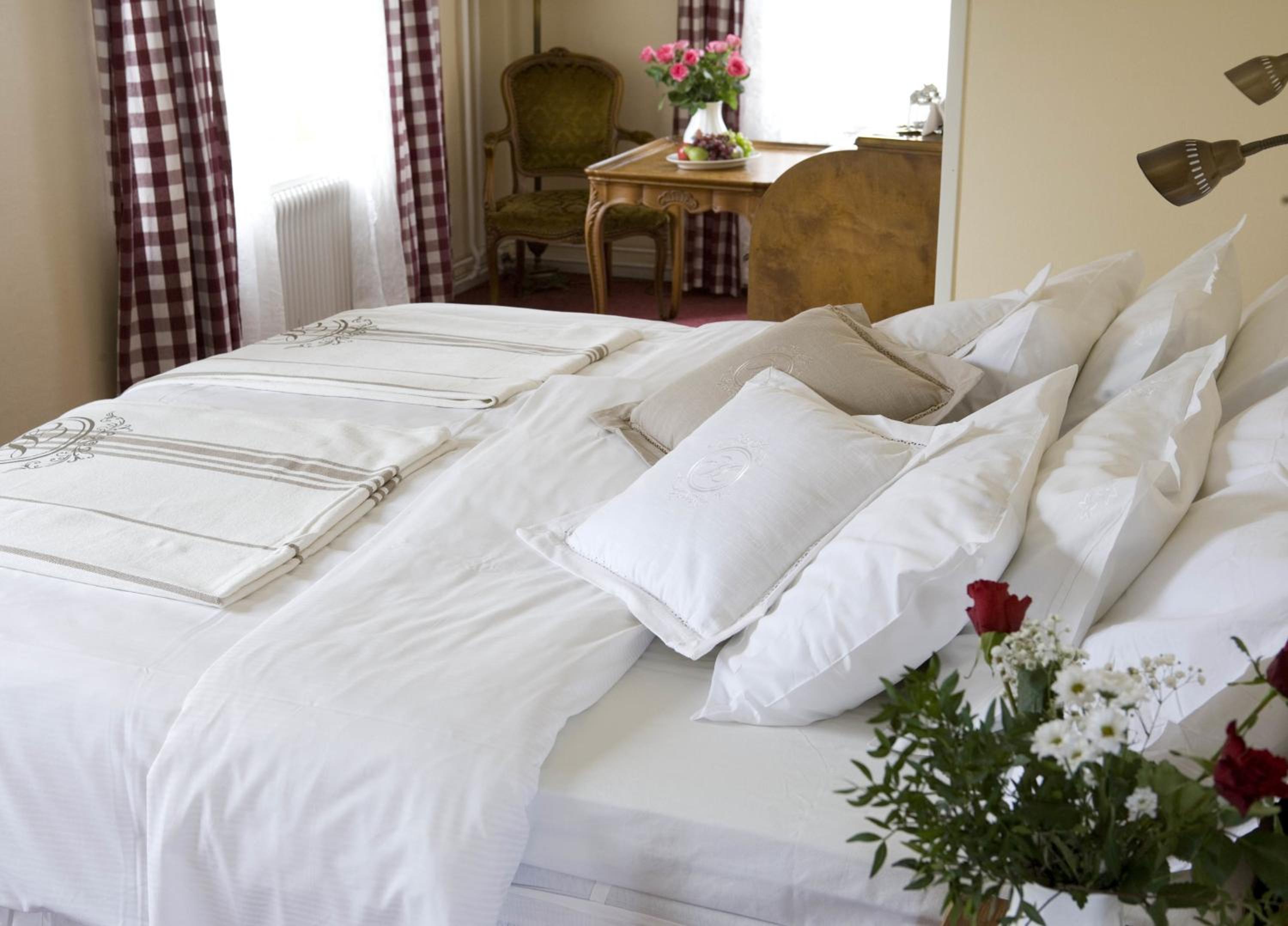 Standard Double or Twin Room - Photo 3
