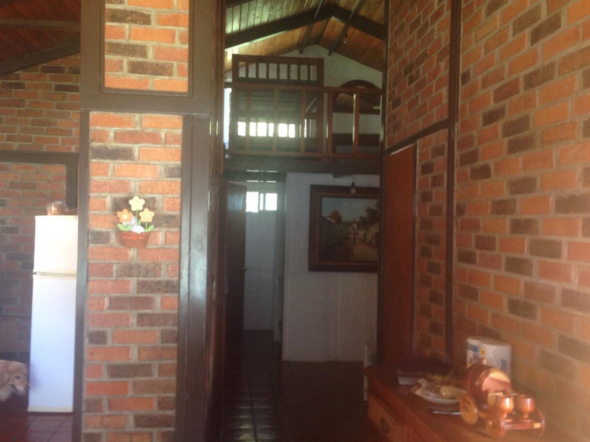 Three-Bedroom Villa - Photo 4