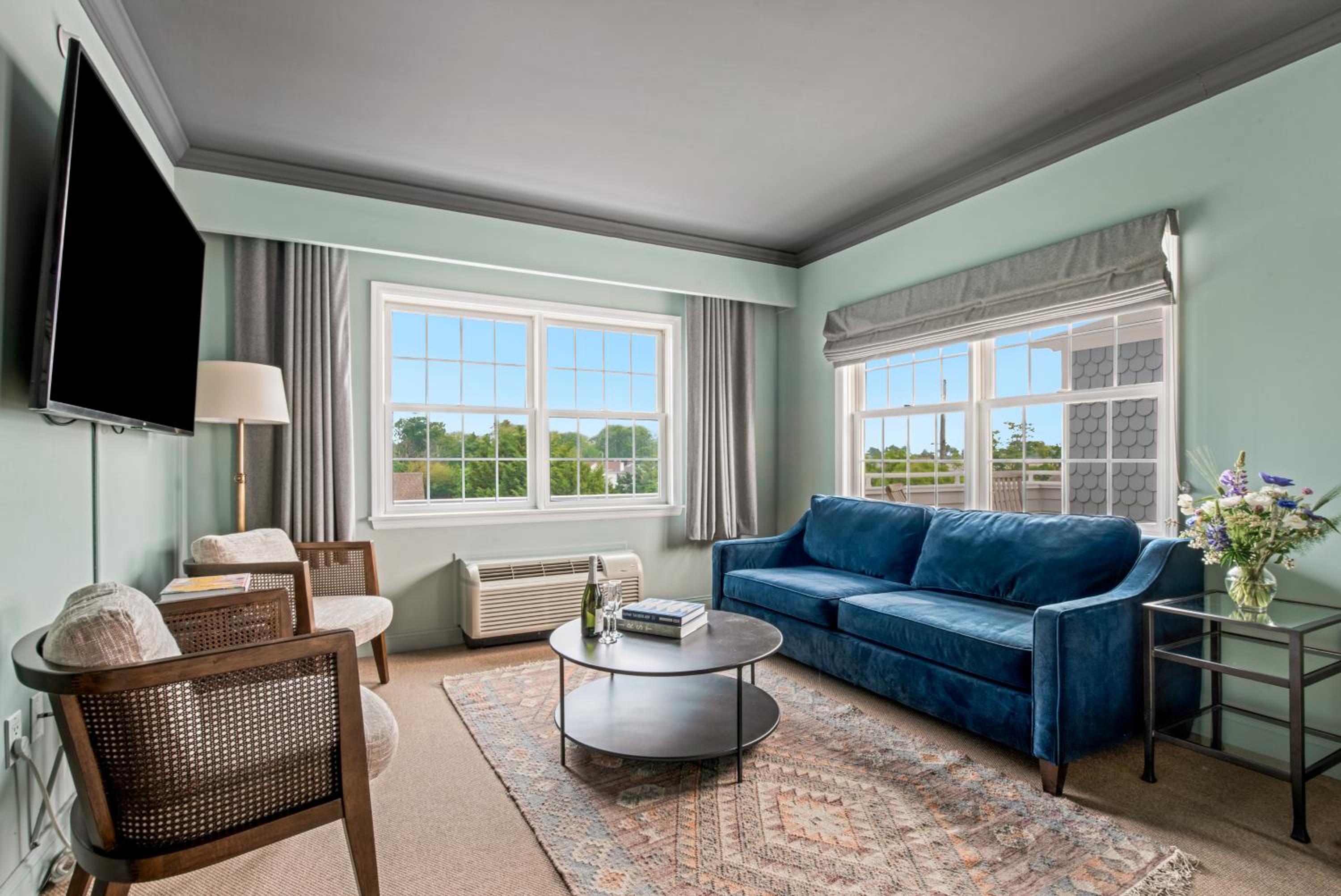 One Bedroom Harbor View Terrace Suite  - Photo 10