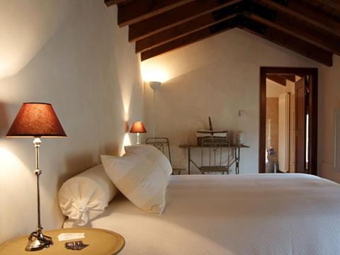 Superior Double Room with Spa Bath - Photo 4