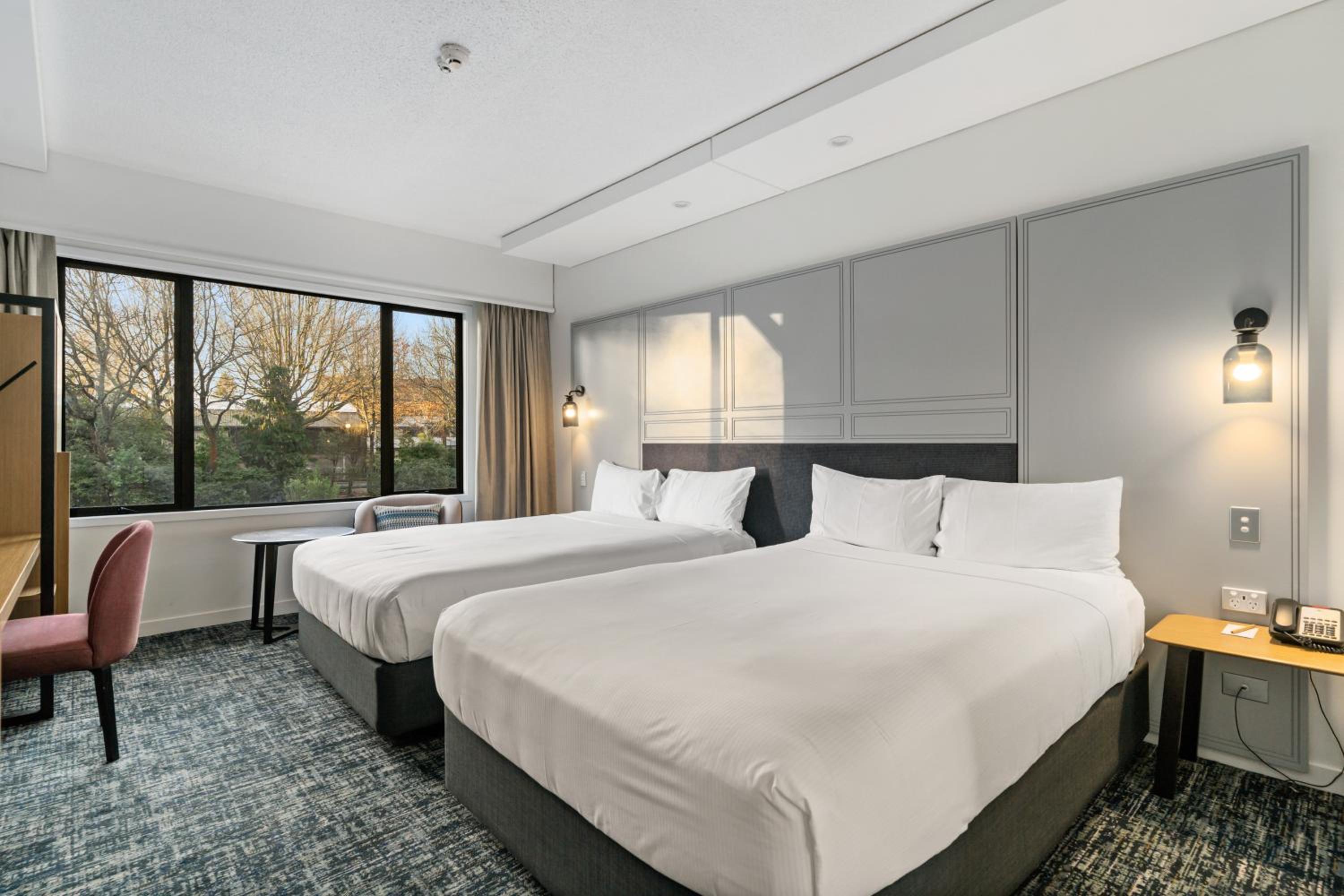 Twin Room - Photo 5