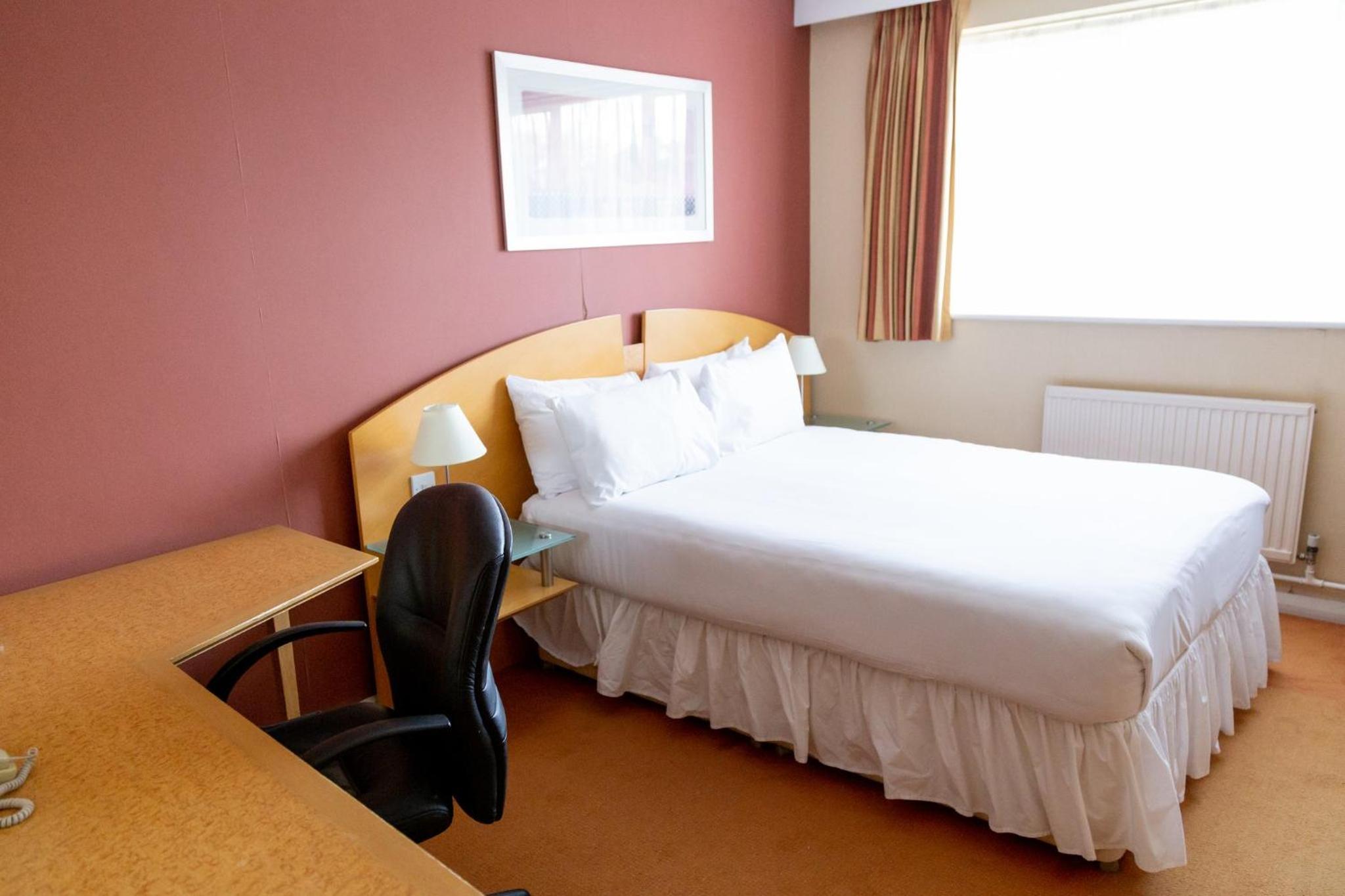 Standard Double Room - Photo 2