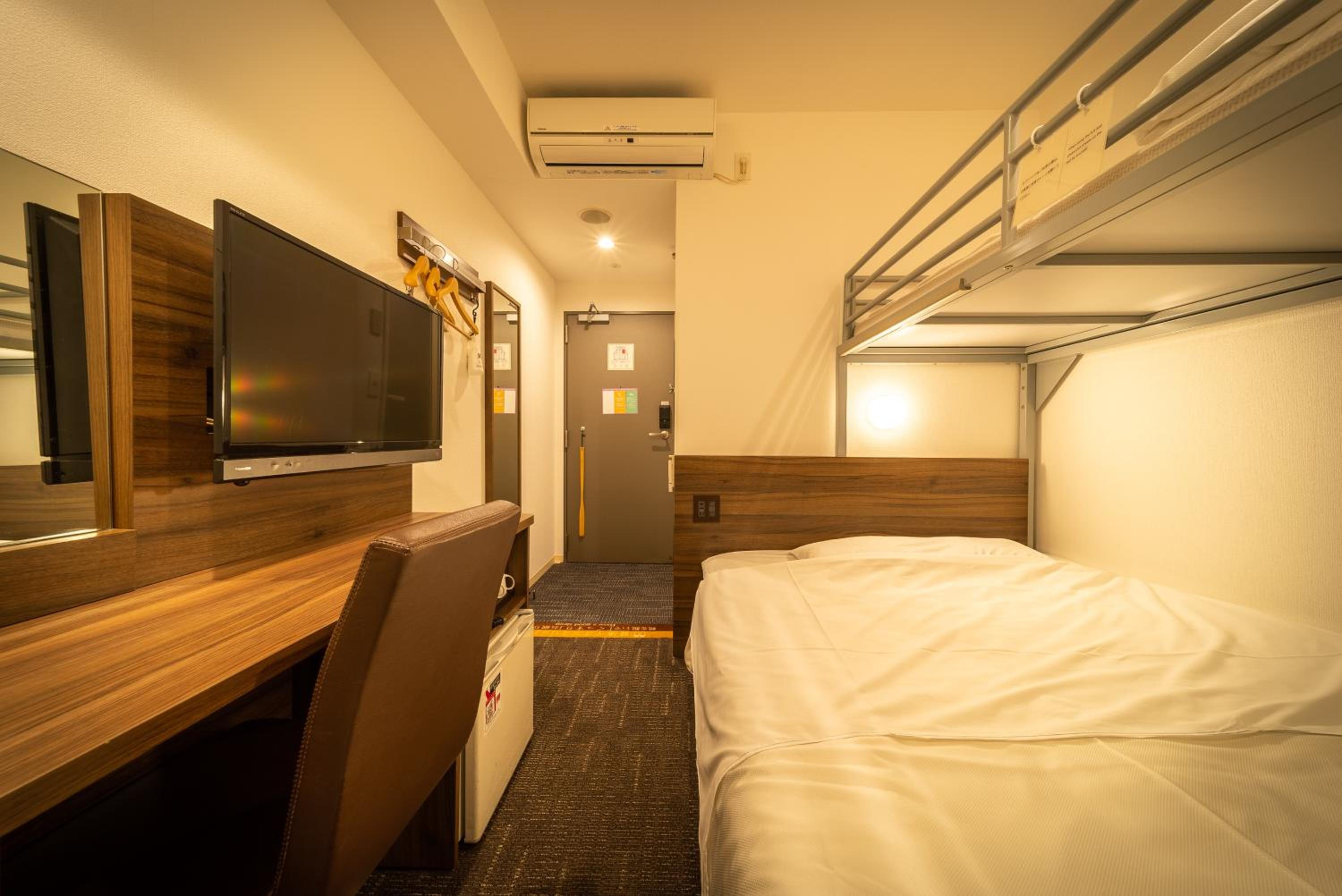 Double Bed with Loft bed (1 Adult) - Non-Smoking