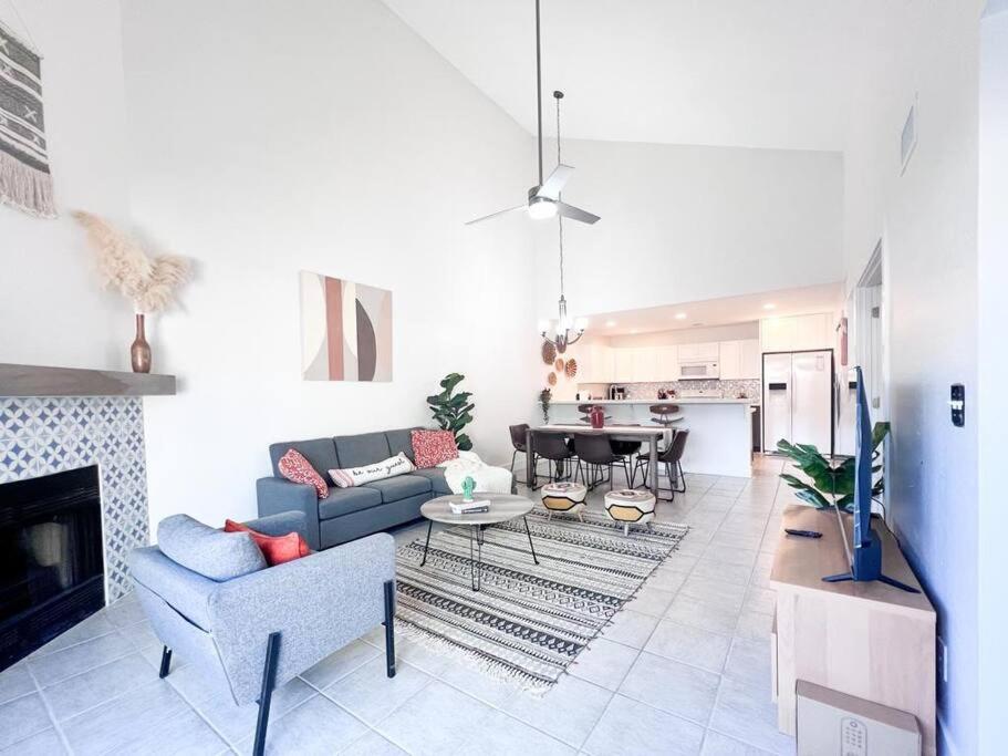 Three-Bedroom House photo 1
