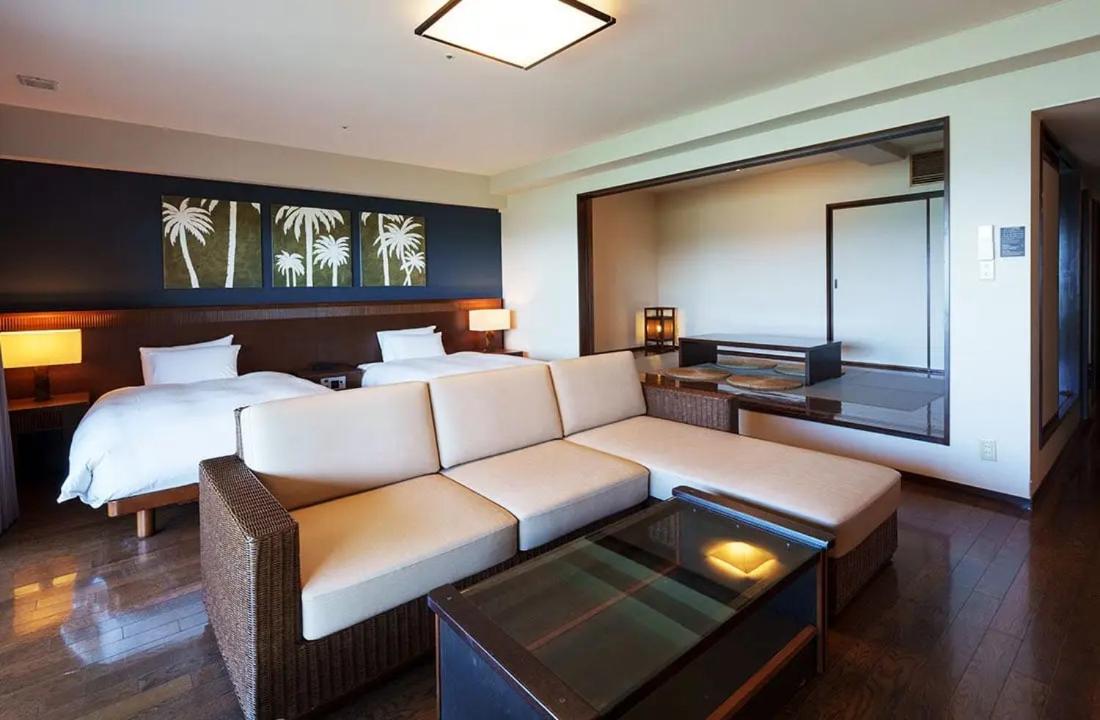 Deluxe Family Room - Photo 2