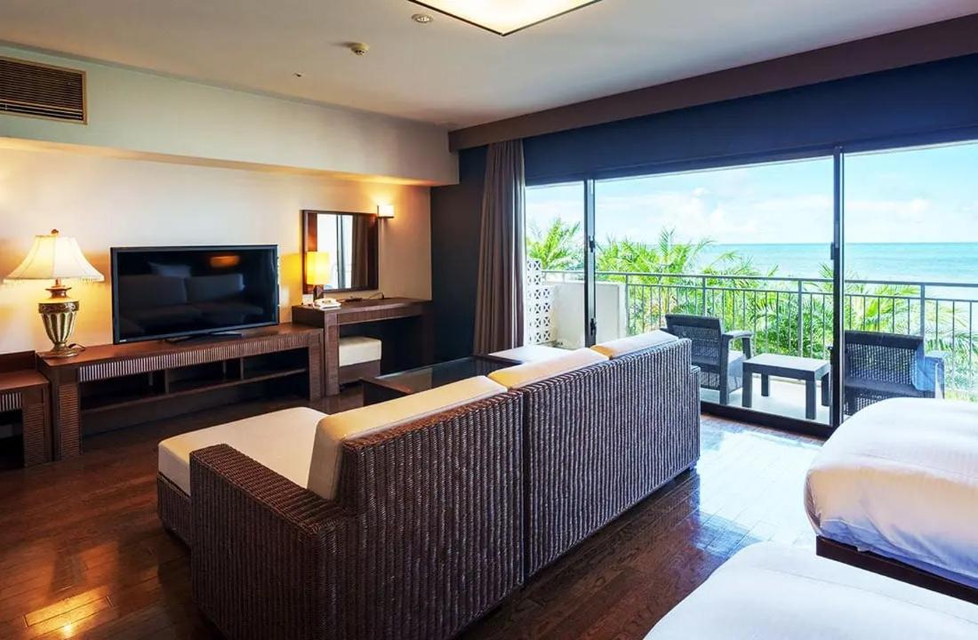 Deluxe Family Room - Photo 3
