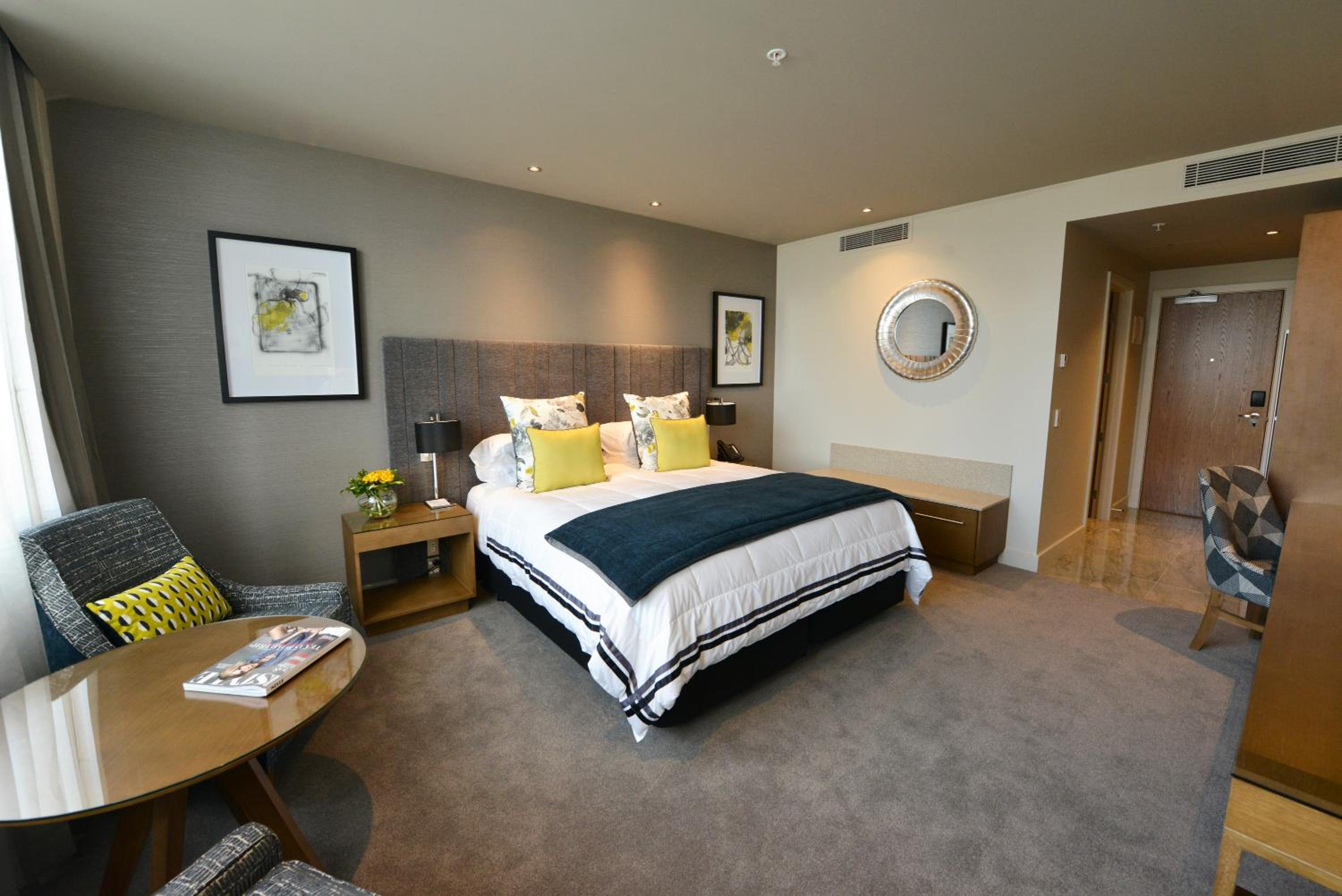Superior King Room