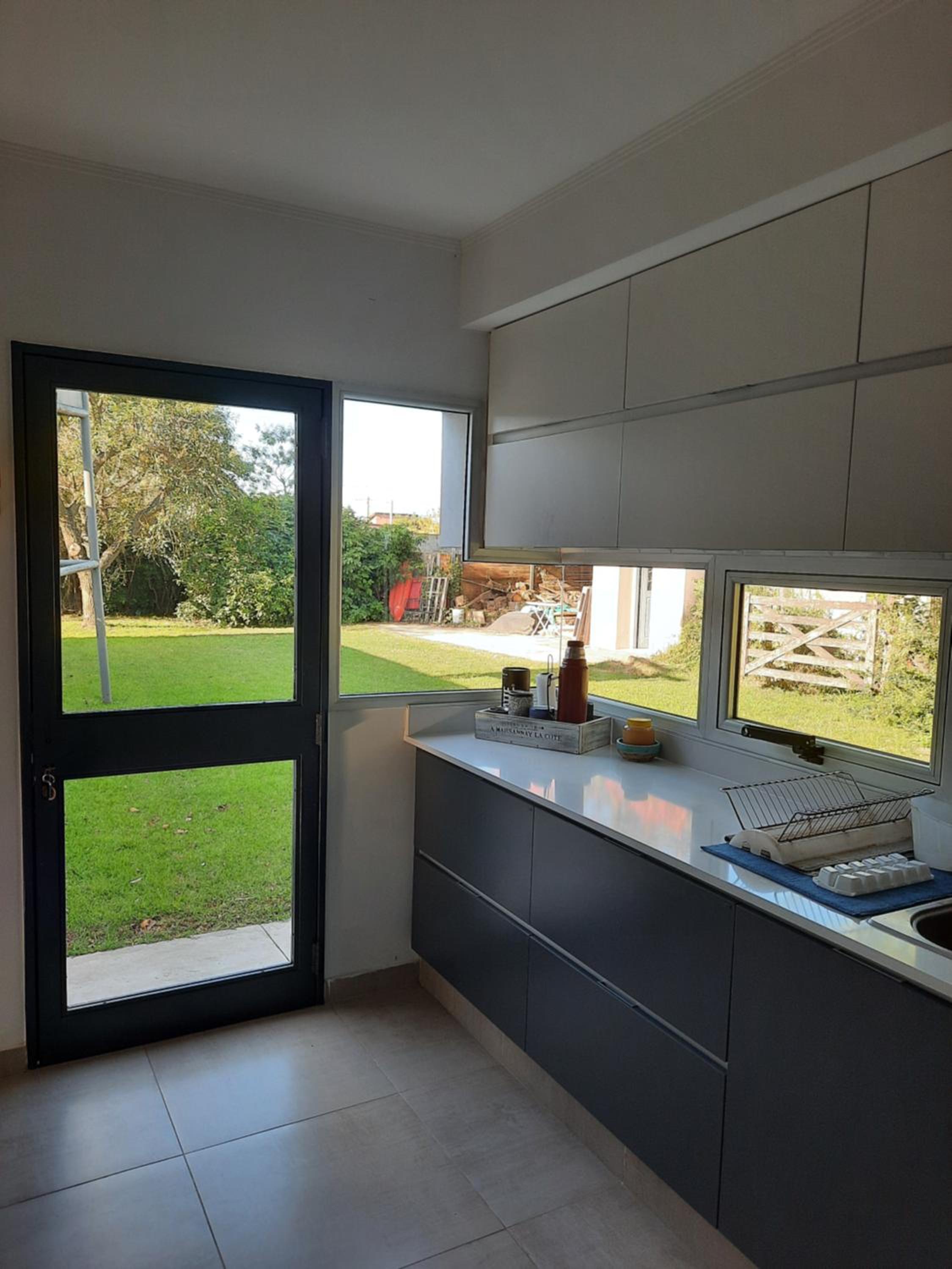 Three-Bedroom House photo 2