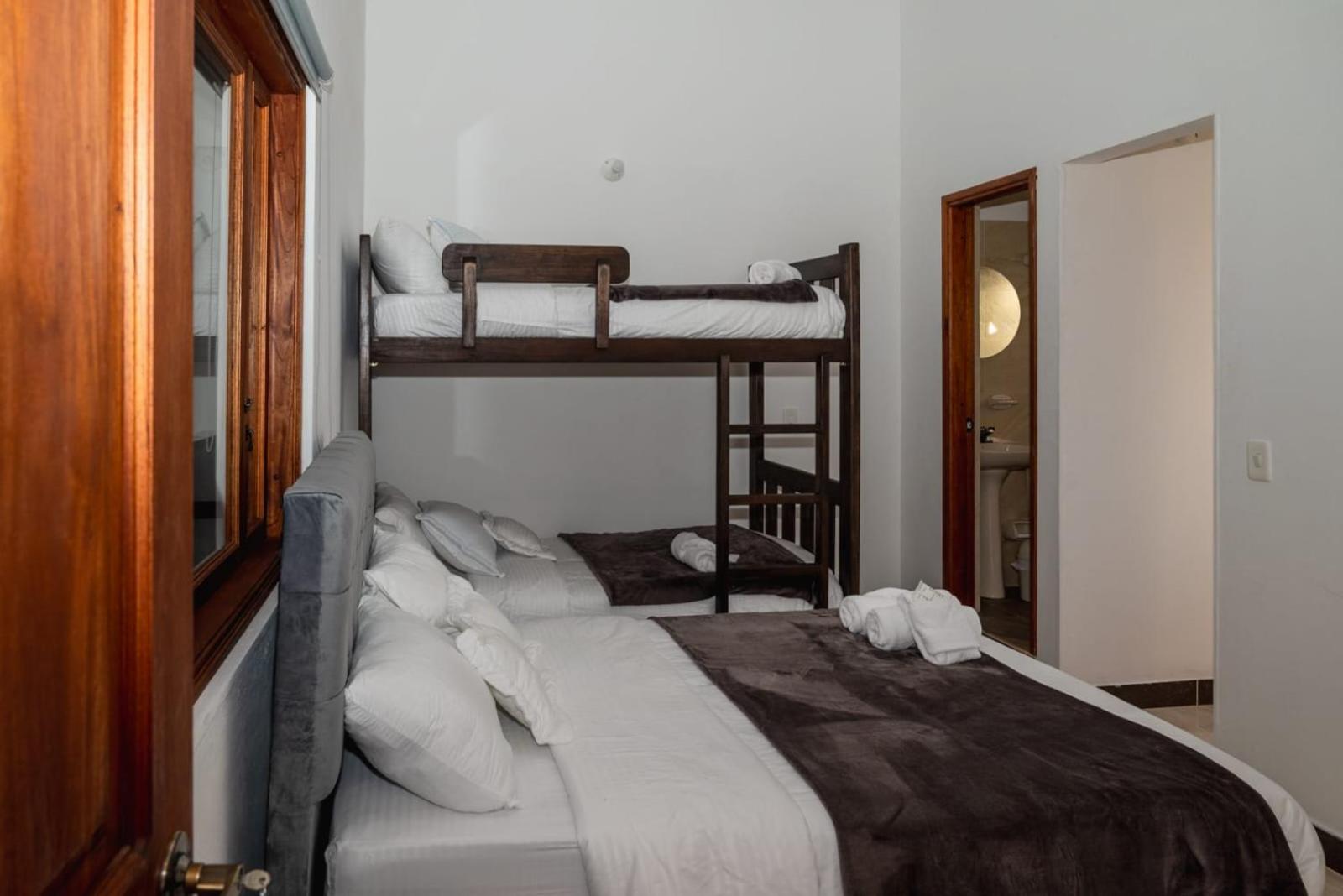 Quadruple Room with Mountain View