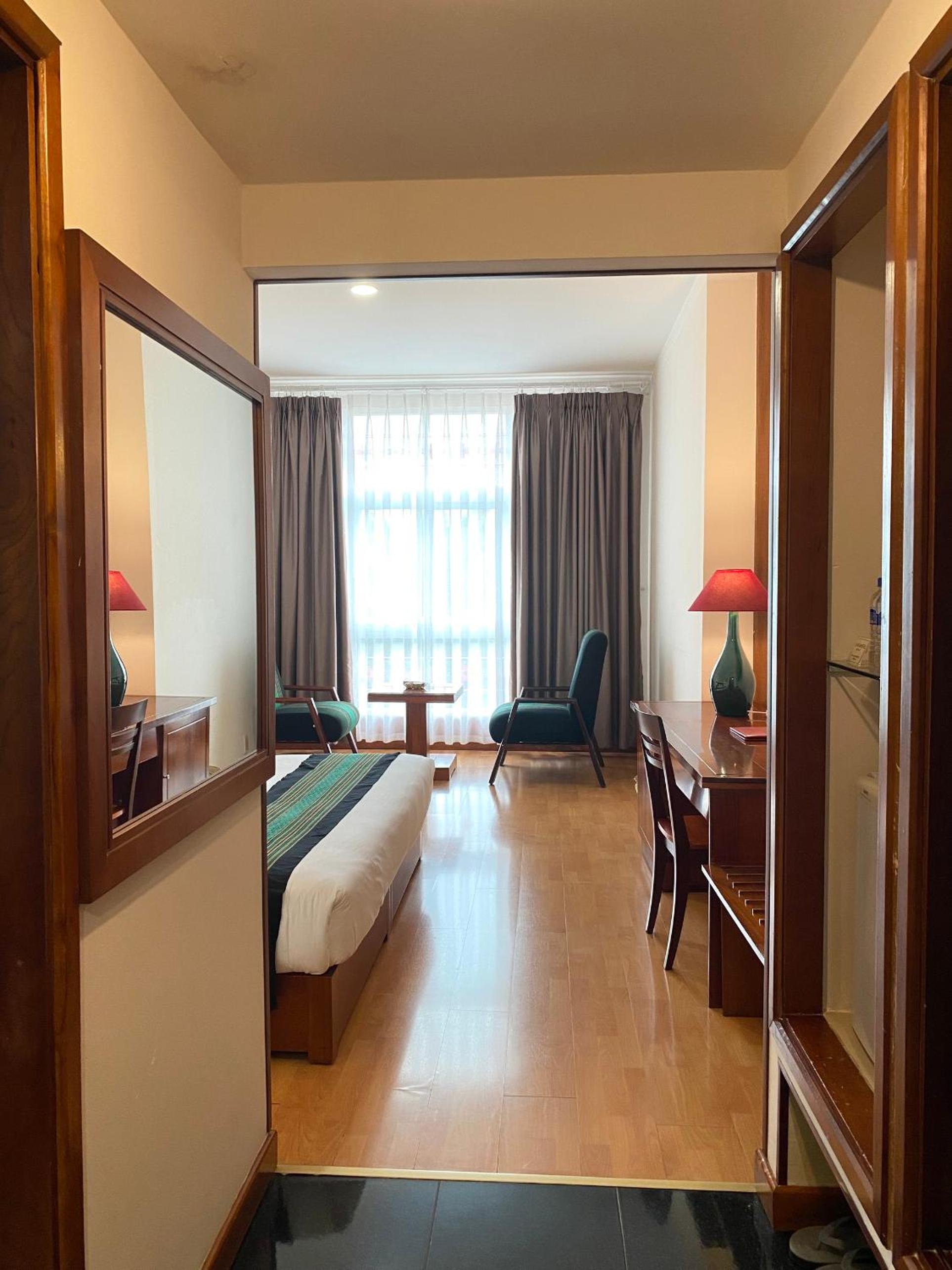 Deluxe Double or Twin Room