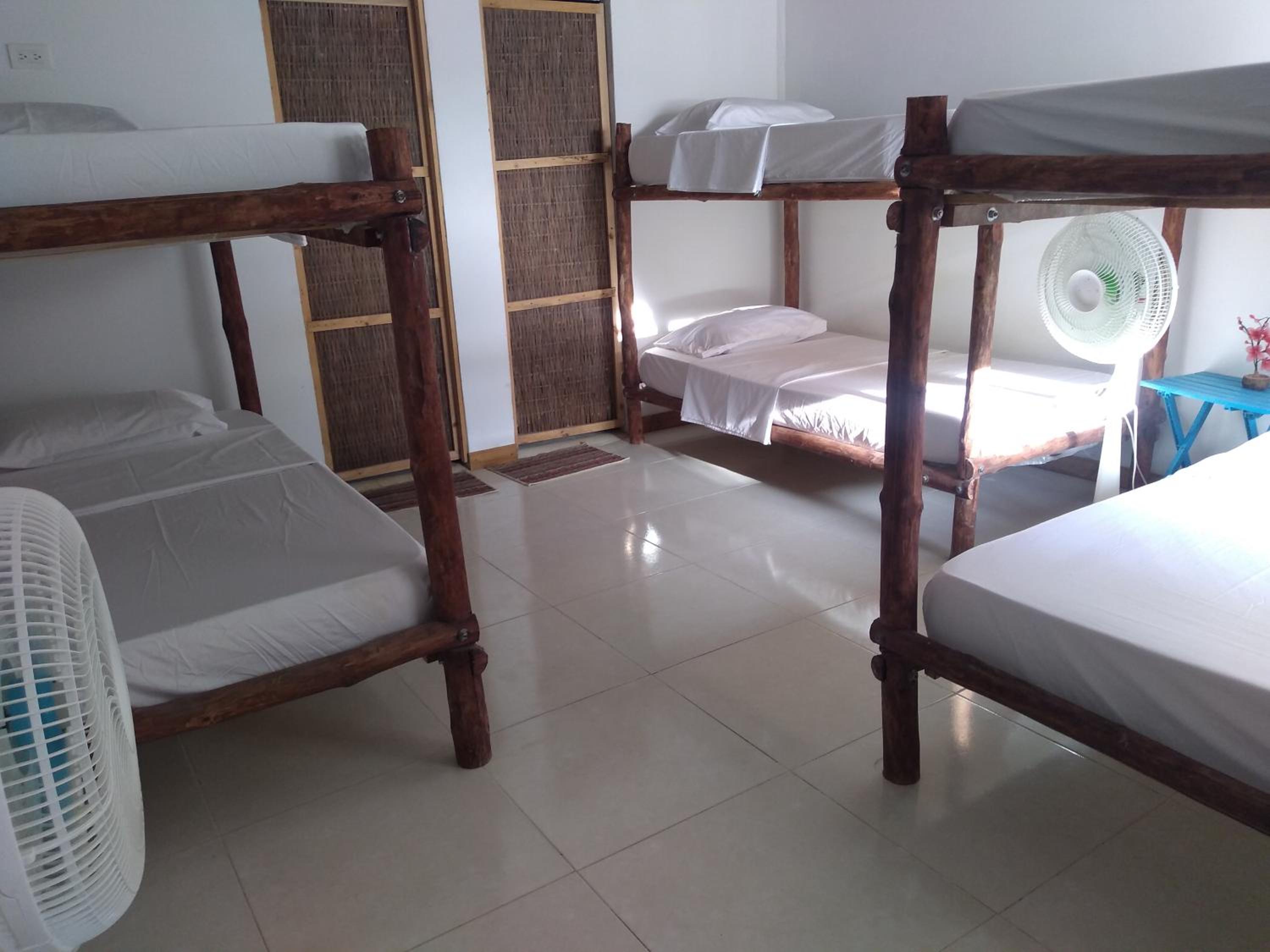 6-Bed Mixed Dormitory Room photo 1