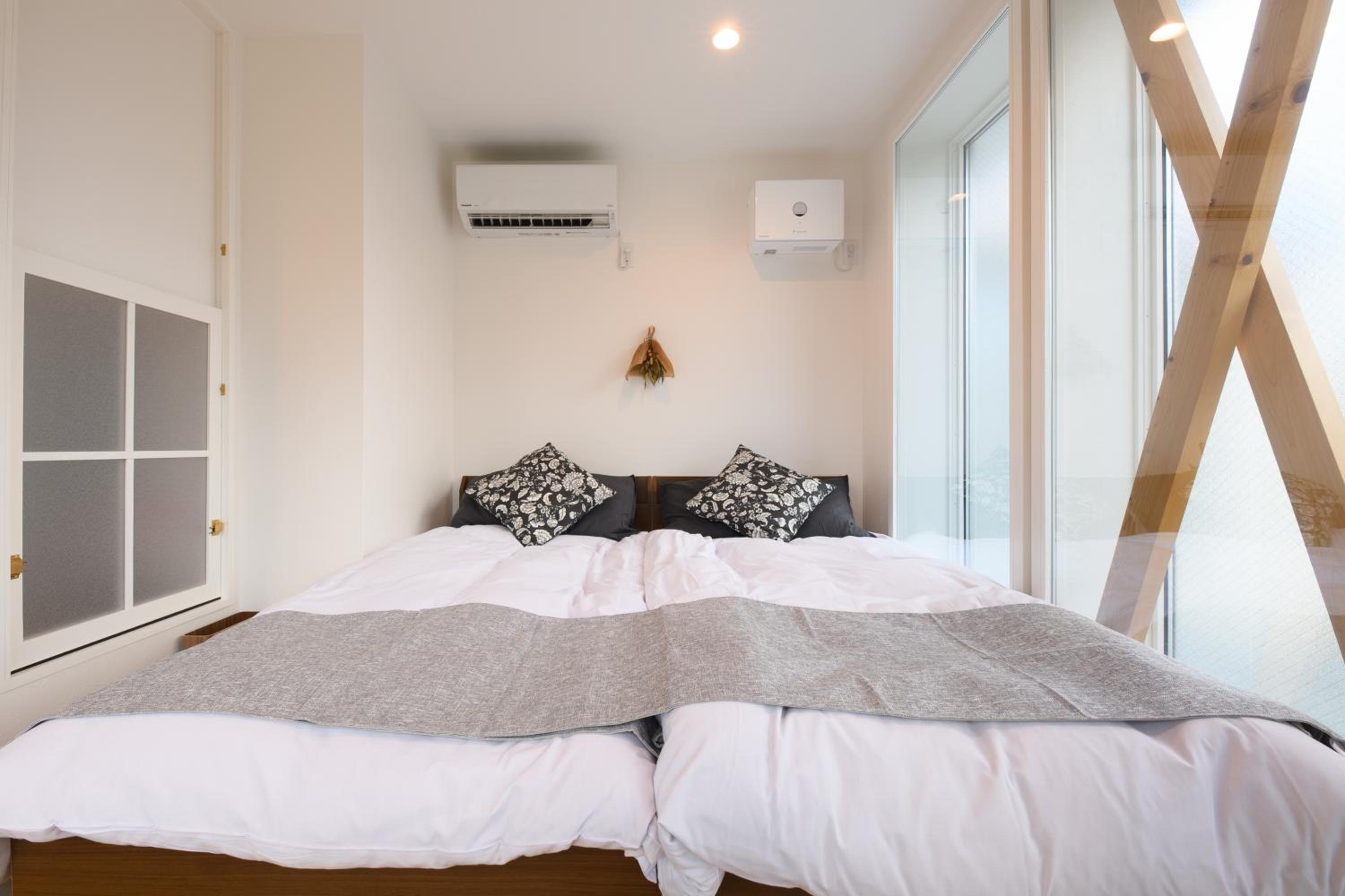 Three-Bedroom House - Photo 19