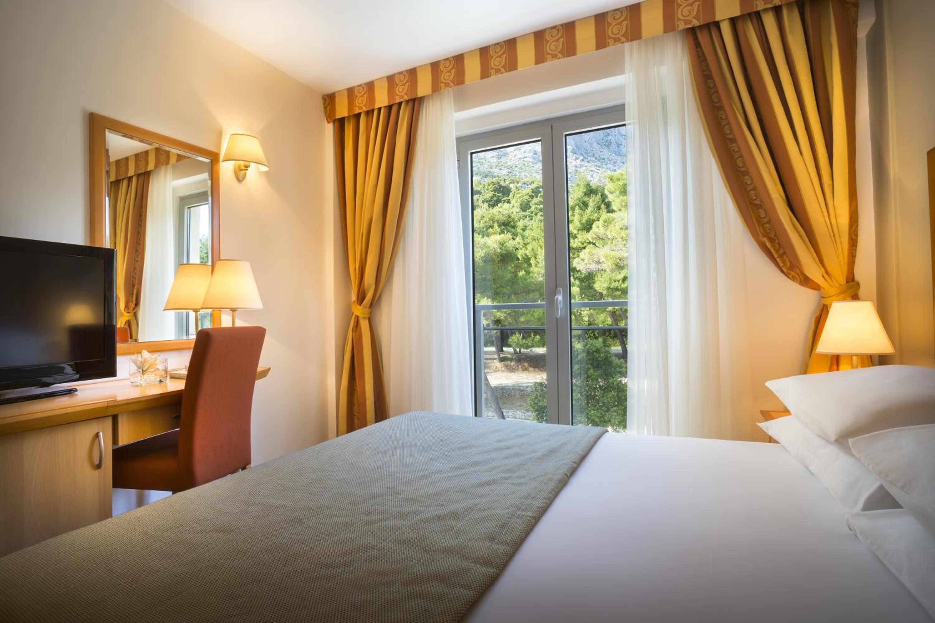 Standard Double Room - Photo 3