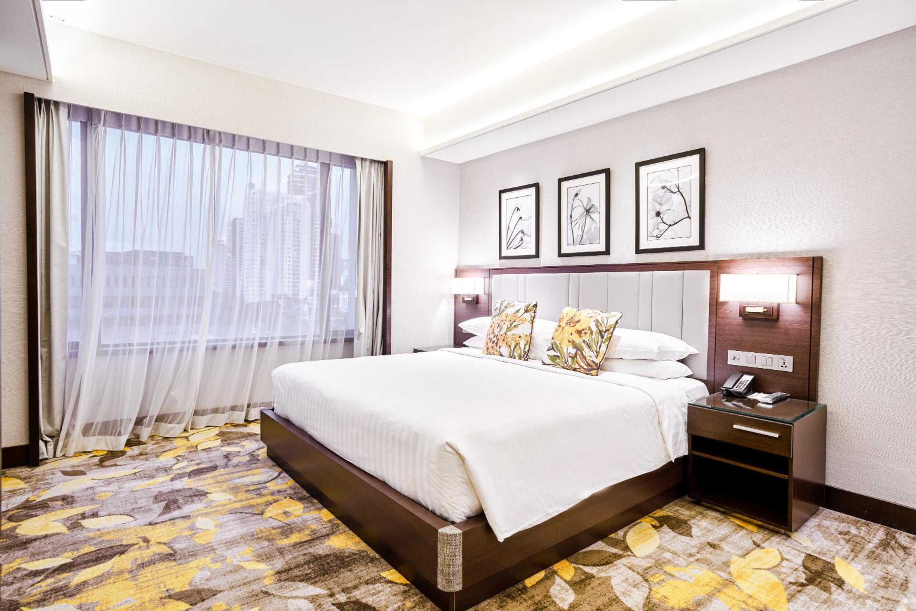 Club Executive Suite, Lounge Access, High Floor Club Executive Suite, Lounge Access, High Floor