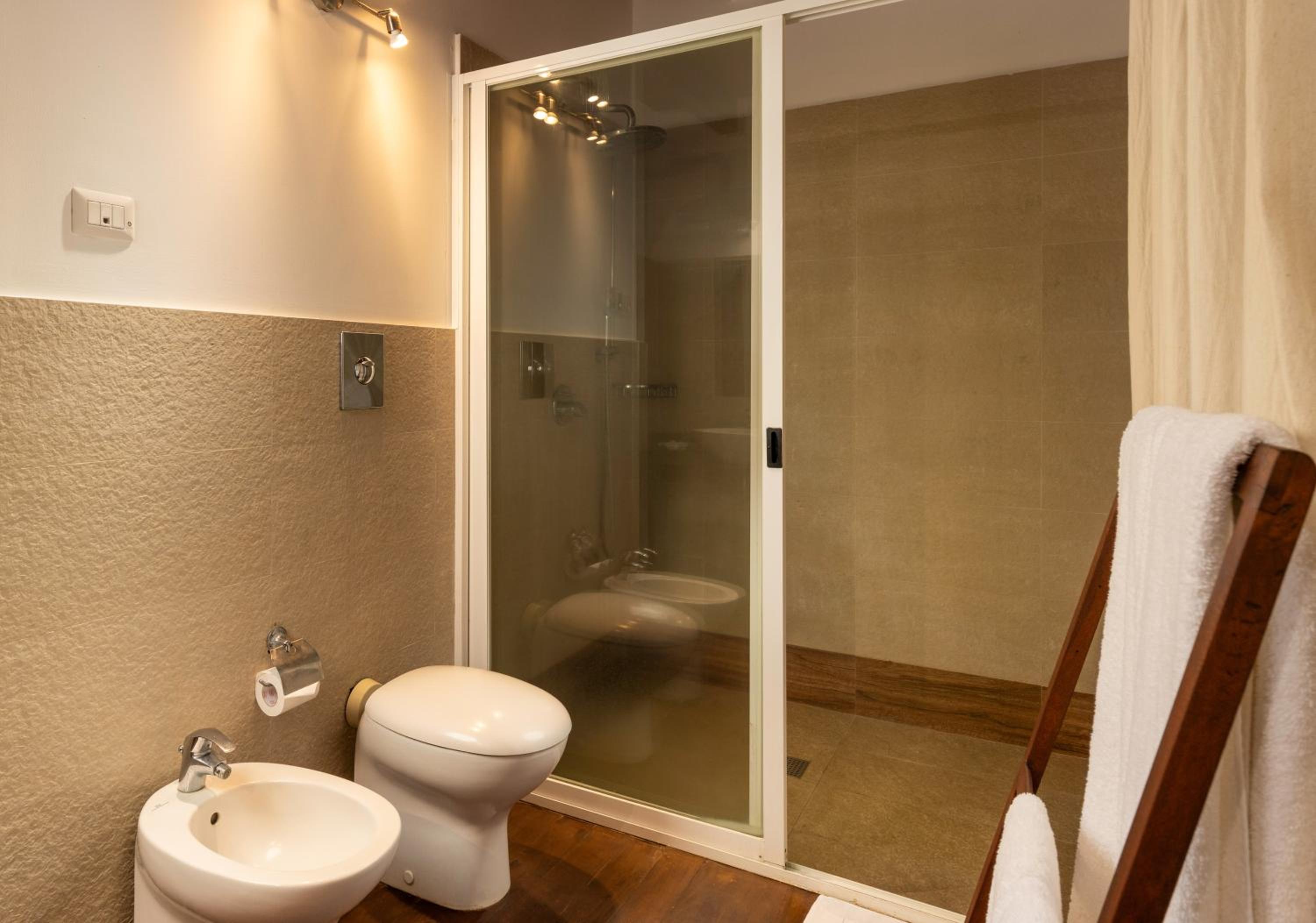 Garden Suite with a Complimentary 15-minute Ayurveda Spa treatment per reservation  photo 1