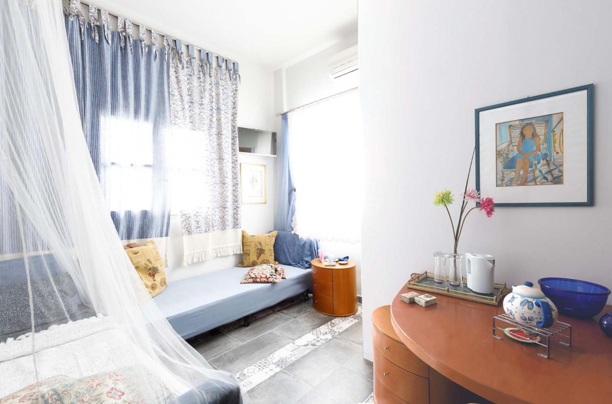 Small Double Or Twin Room