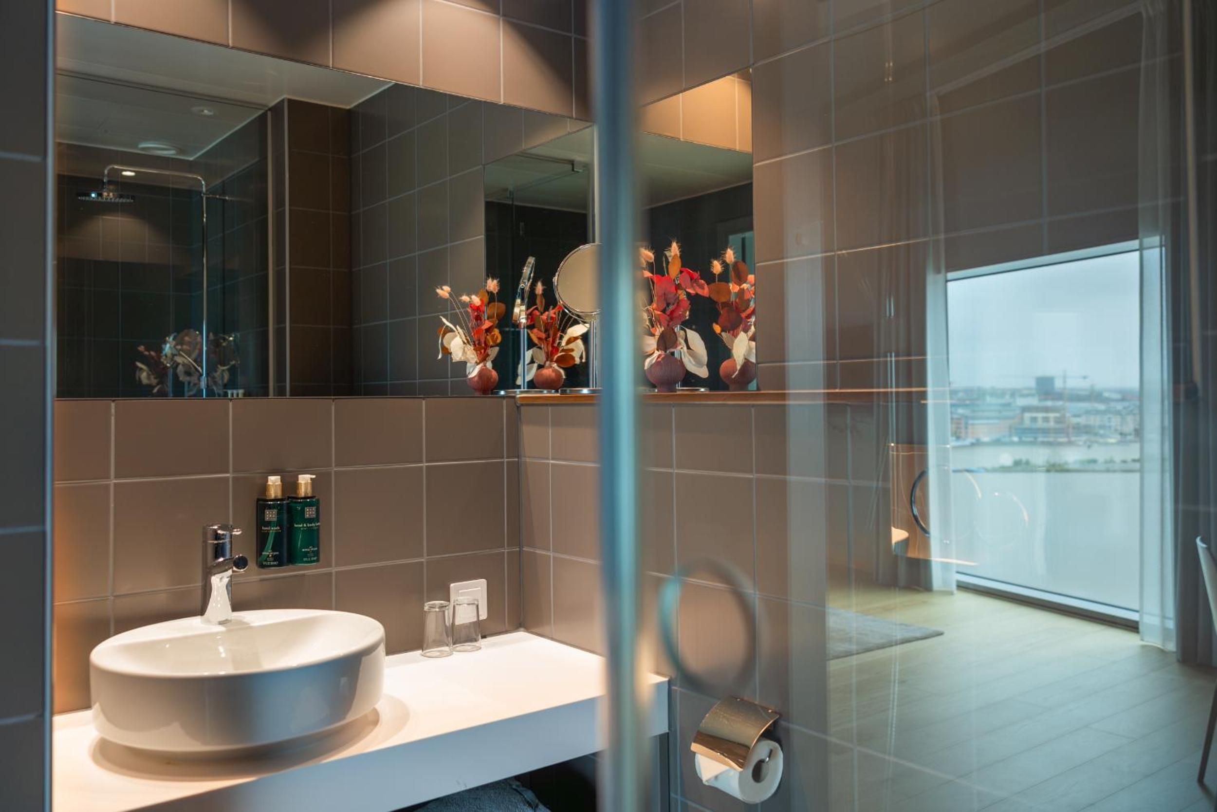 Junior Suite - Photo 7
