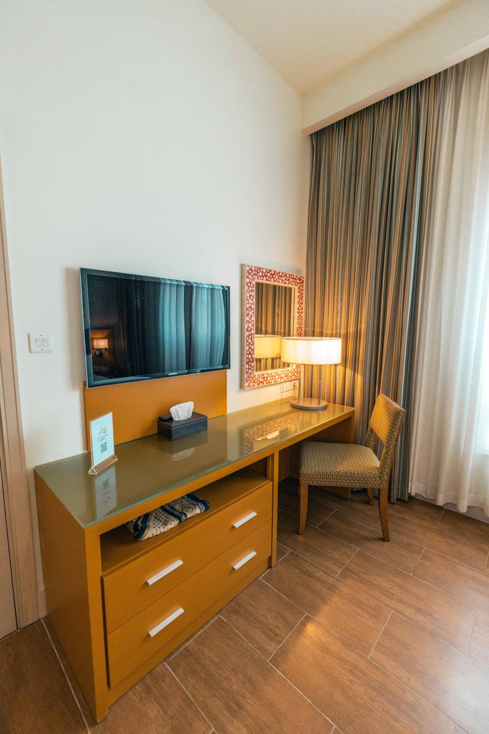 Deluxe Double or Twin Room - Photo 2