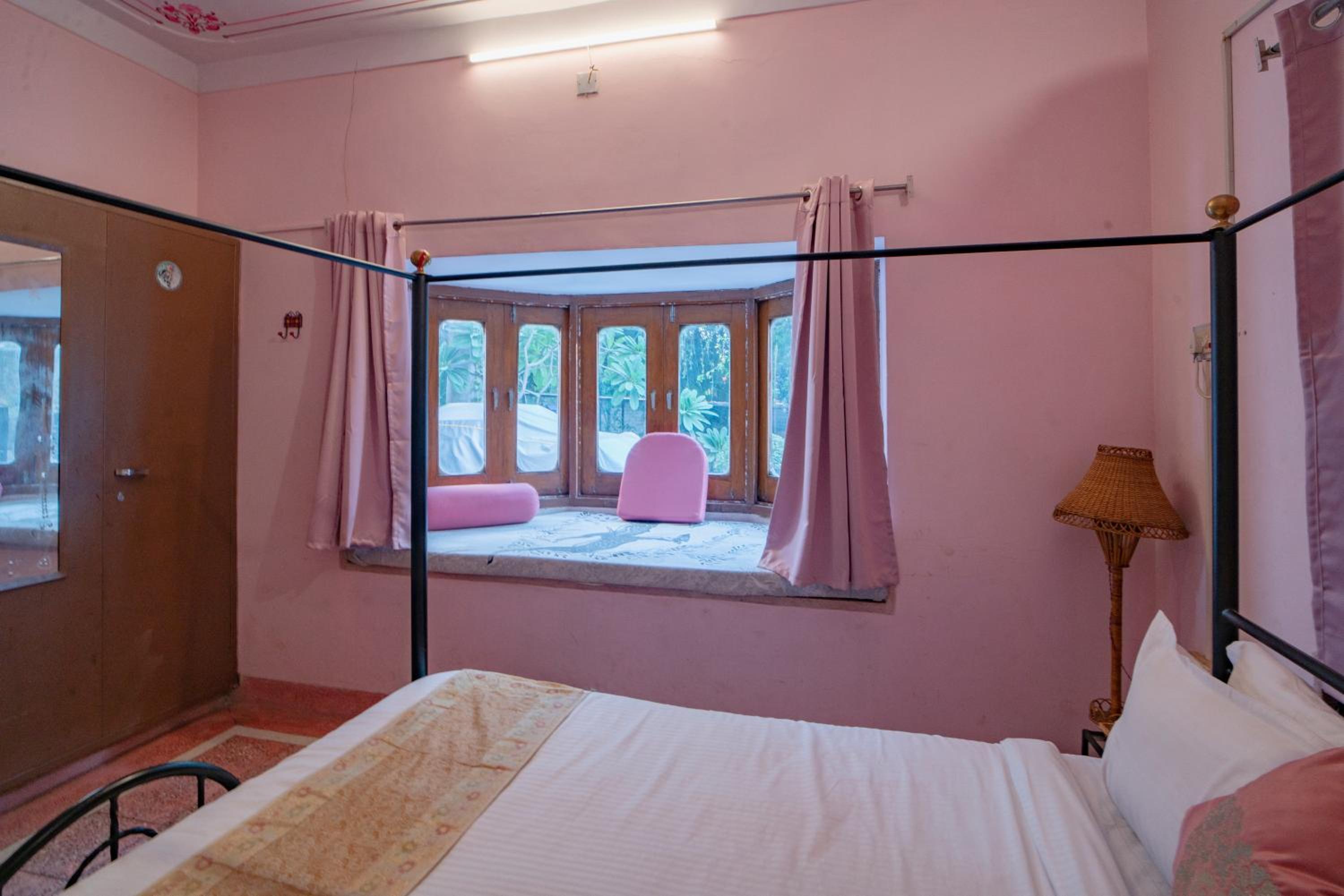 Superior Double Room - Photo 8