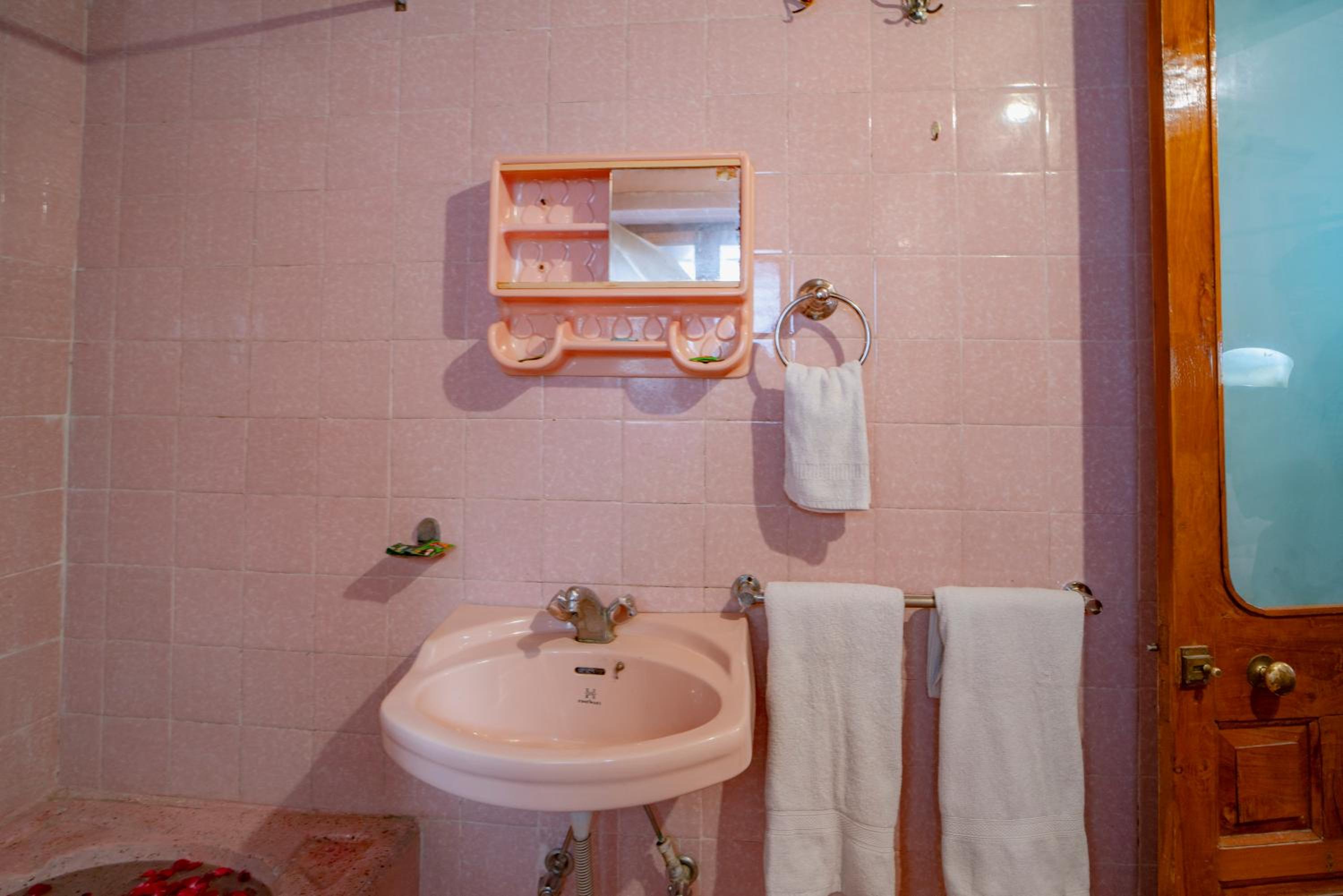 Superior Double Room - Photo 5