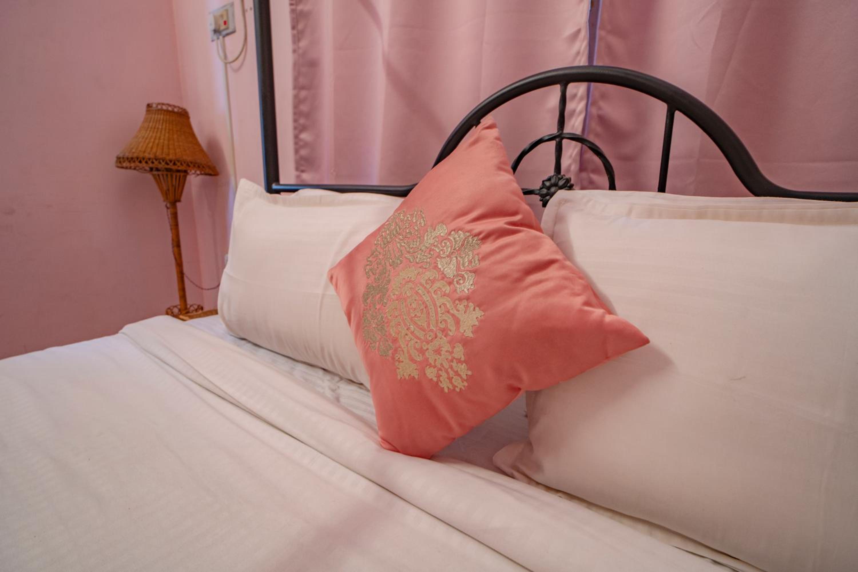 Superior Double Room - Photo 4