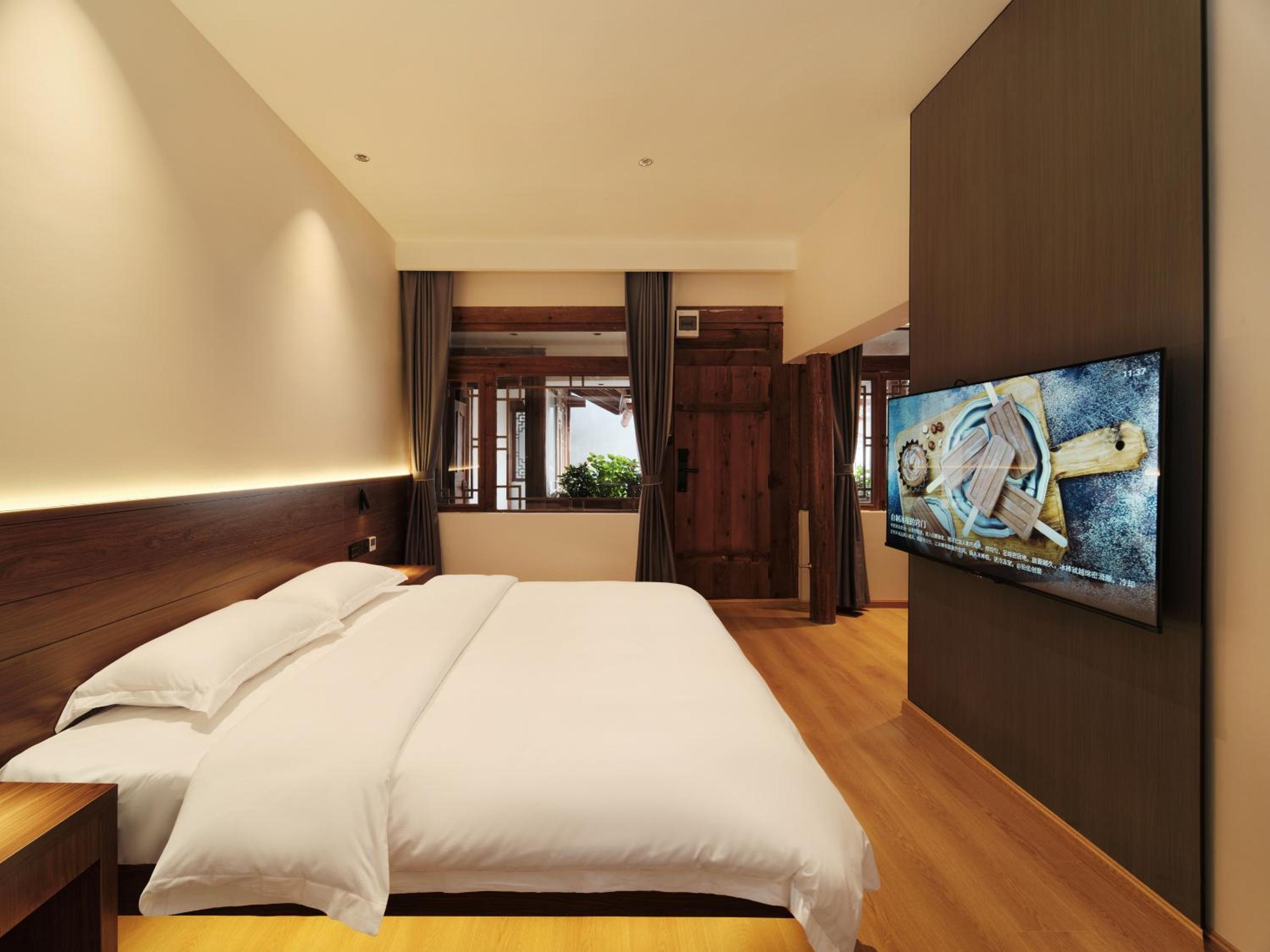 Executive King Room