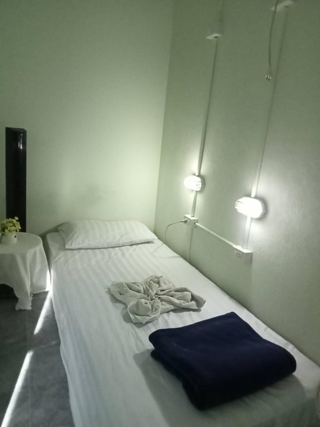 Budget Single Room