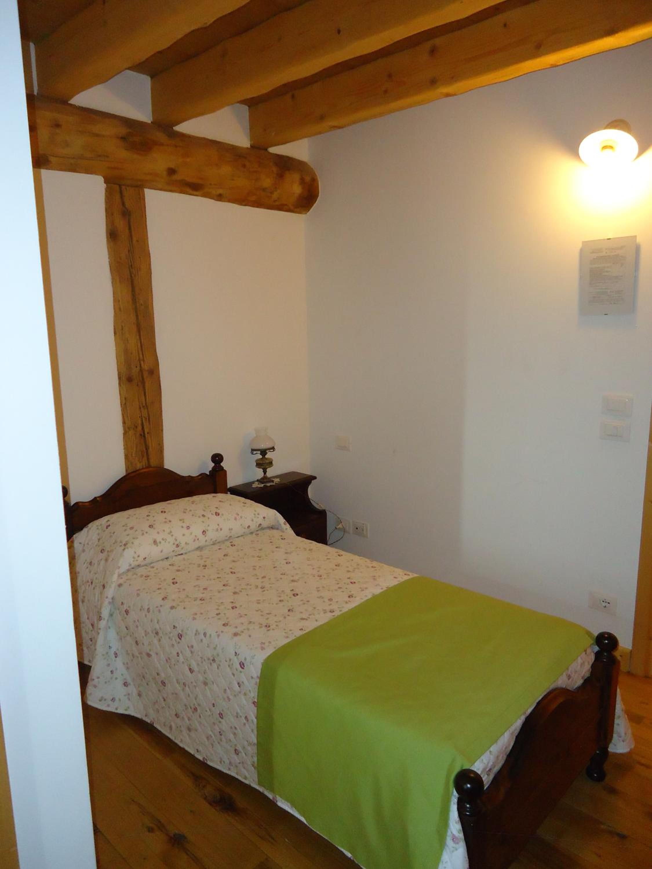 Single Room with Bathroom