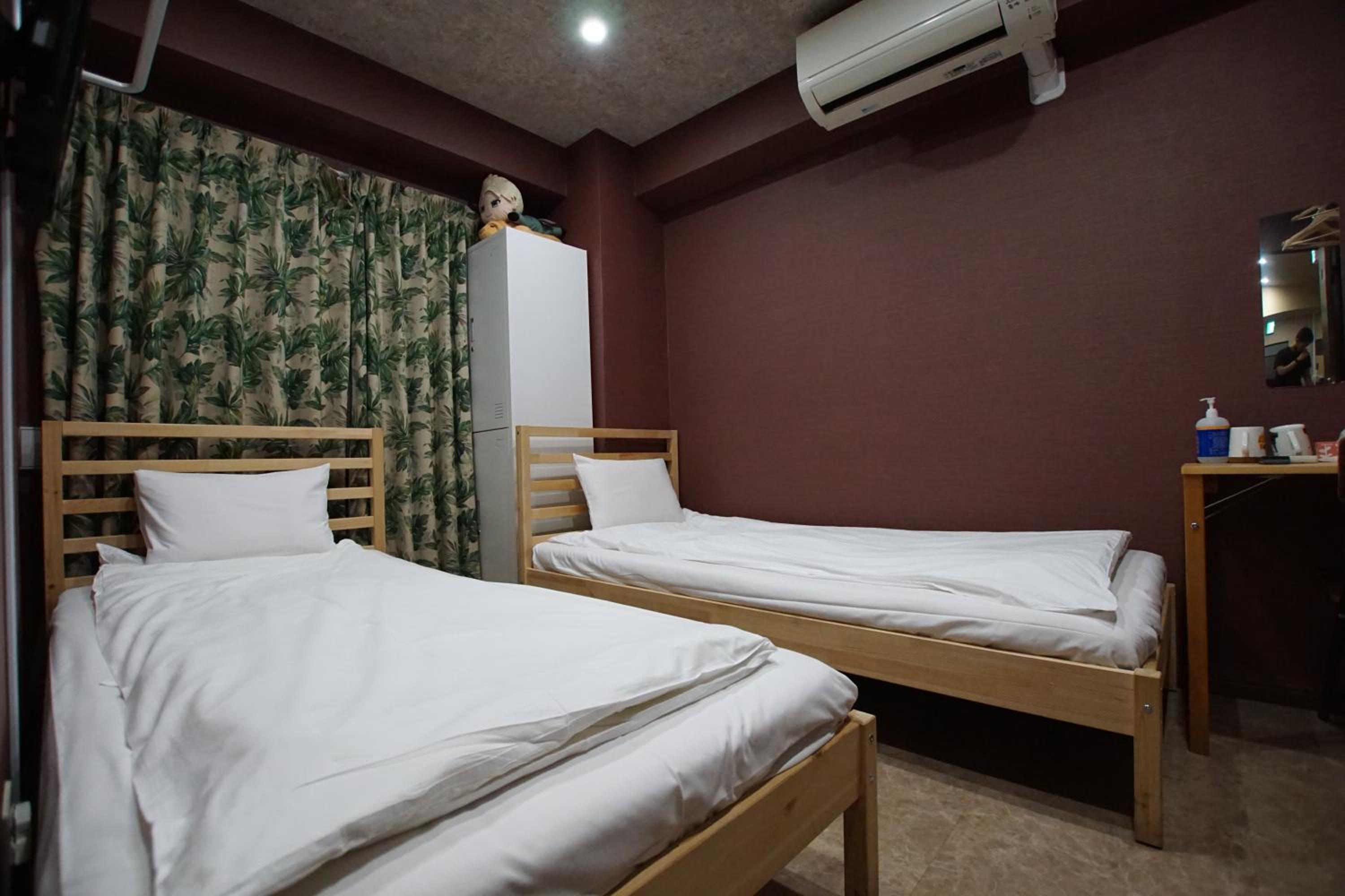 Economy Double or Twin Room photo 2