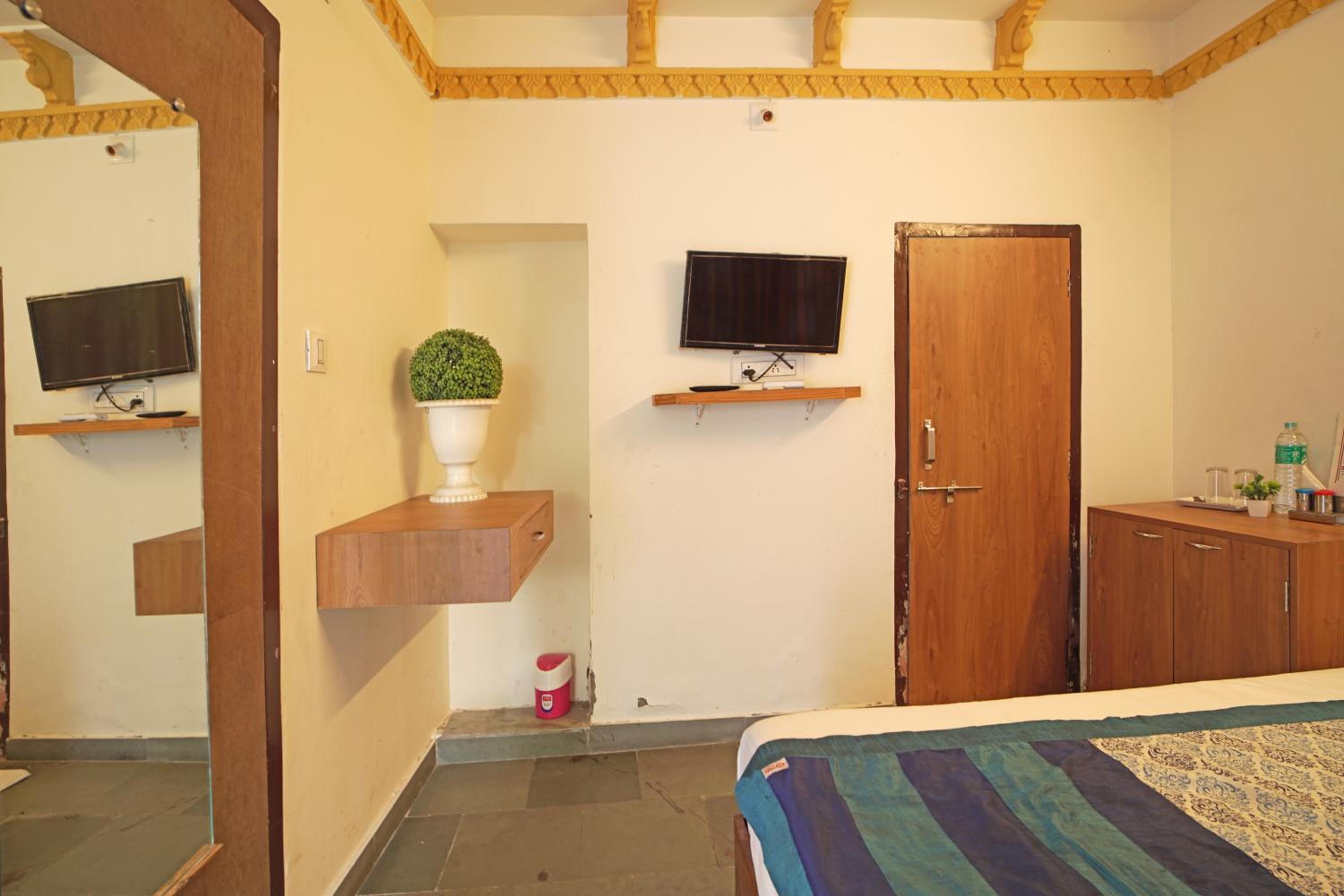 Deluxe Double Room - Photo 2