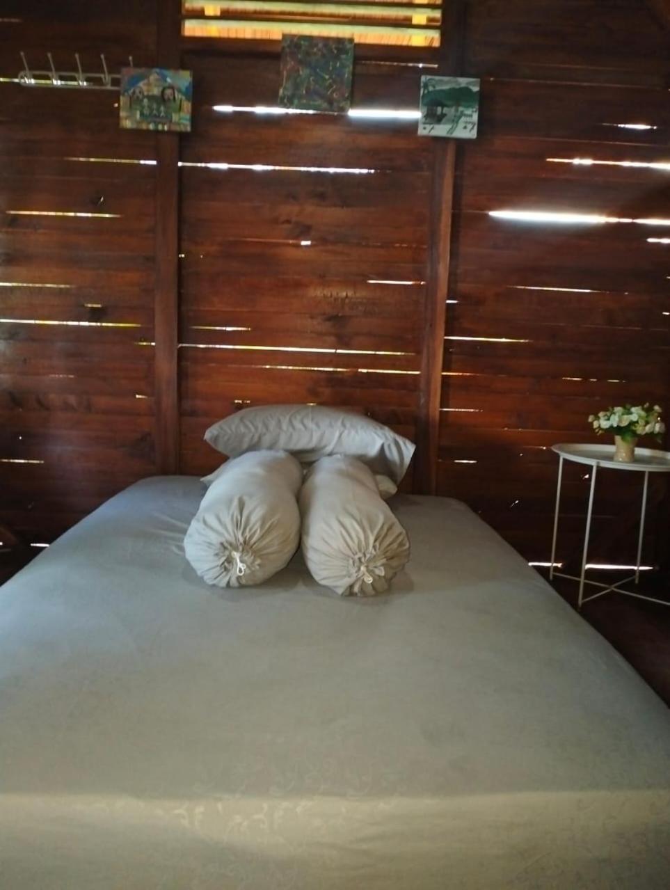 Double Room with Shared Bathroom photo 3